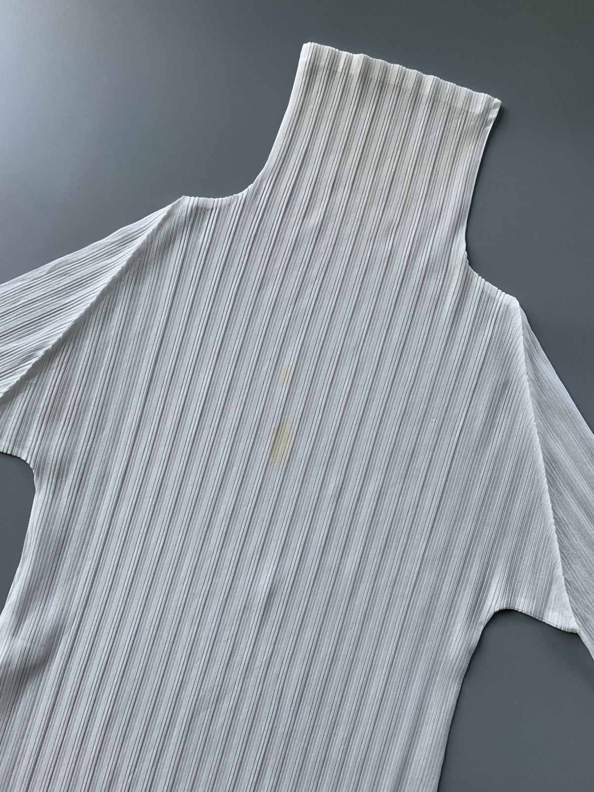 Pleats Please Issey Miyake ISSEY MIYAKE PLEATS PLEASE TURTLENECK LONGSLEEVES Size M / US 6-8 / IT 42-44 - 4 Thumbnail