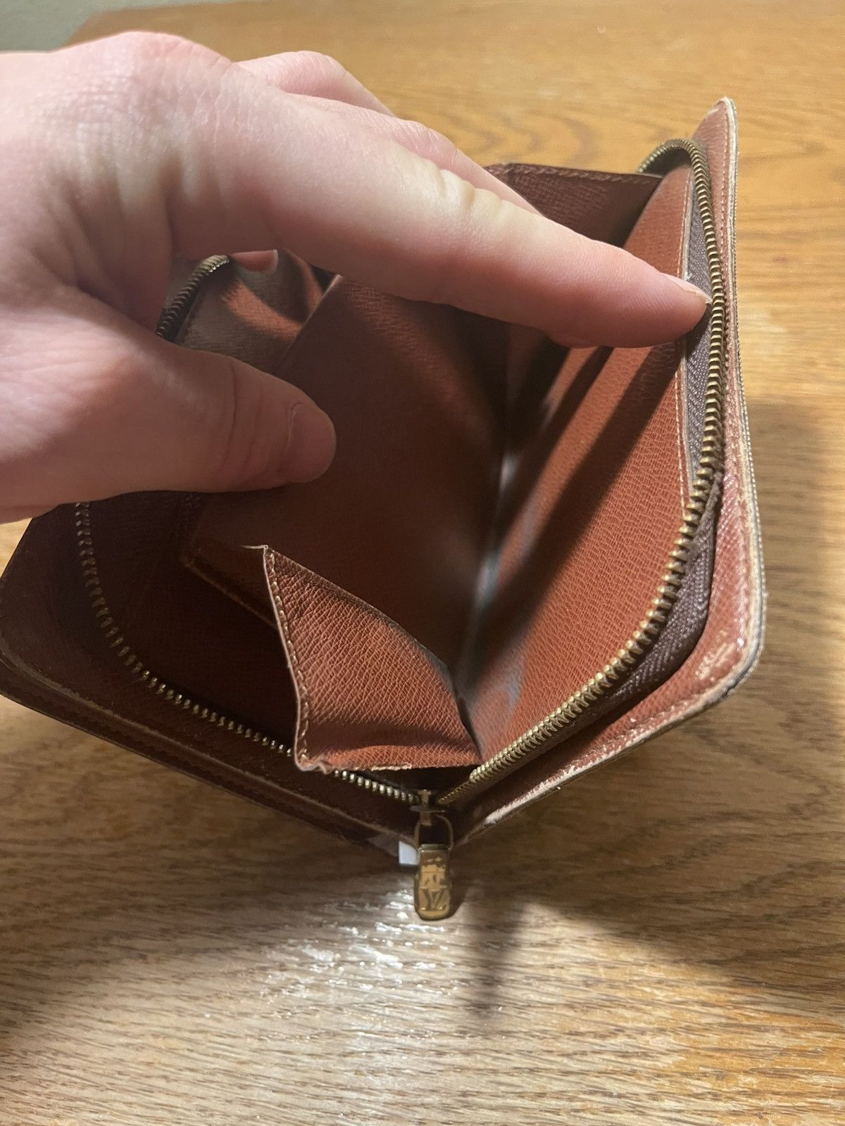 Louis Vuitton Louis Vuitton Coated Canvas Porte-Papier Zippé Wallet Size ONE SIZE - 10 Thumbnail