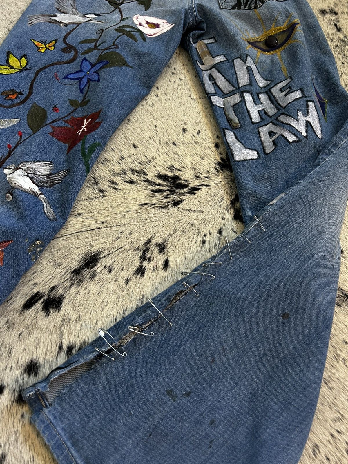 Calvin Klein Custom Hand-Painted Calvin Klein Jeans (W30 L32) Size US 30 / EU 46 - 5 Thumbnail