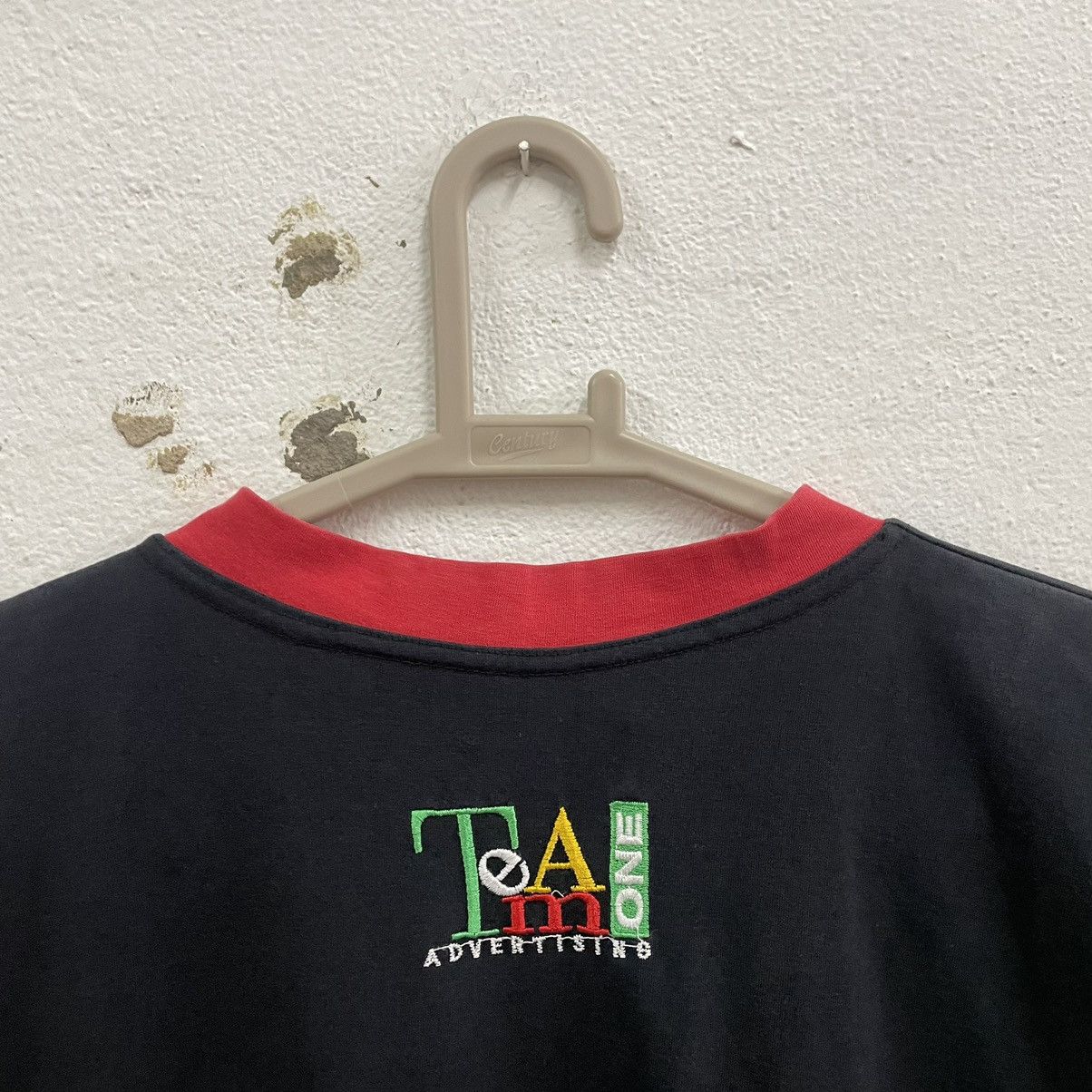 Vintage 🔥Team One Advertising Colour Block Half Zipper Sportwear Tee Size US L / EU 52-54 / 3 - 5 Thumbnail