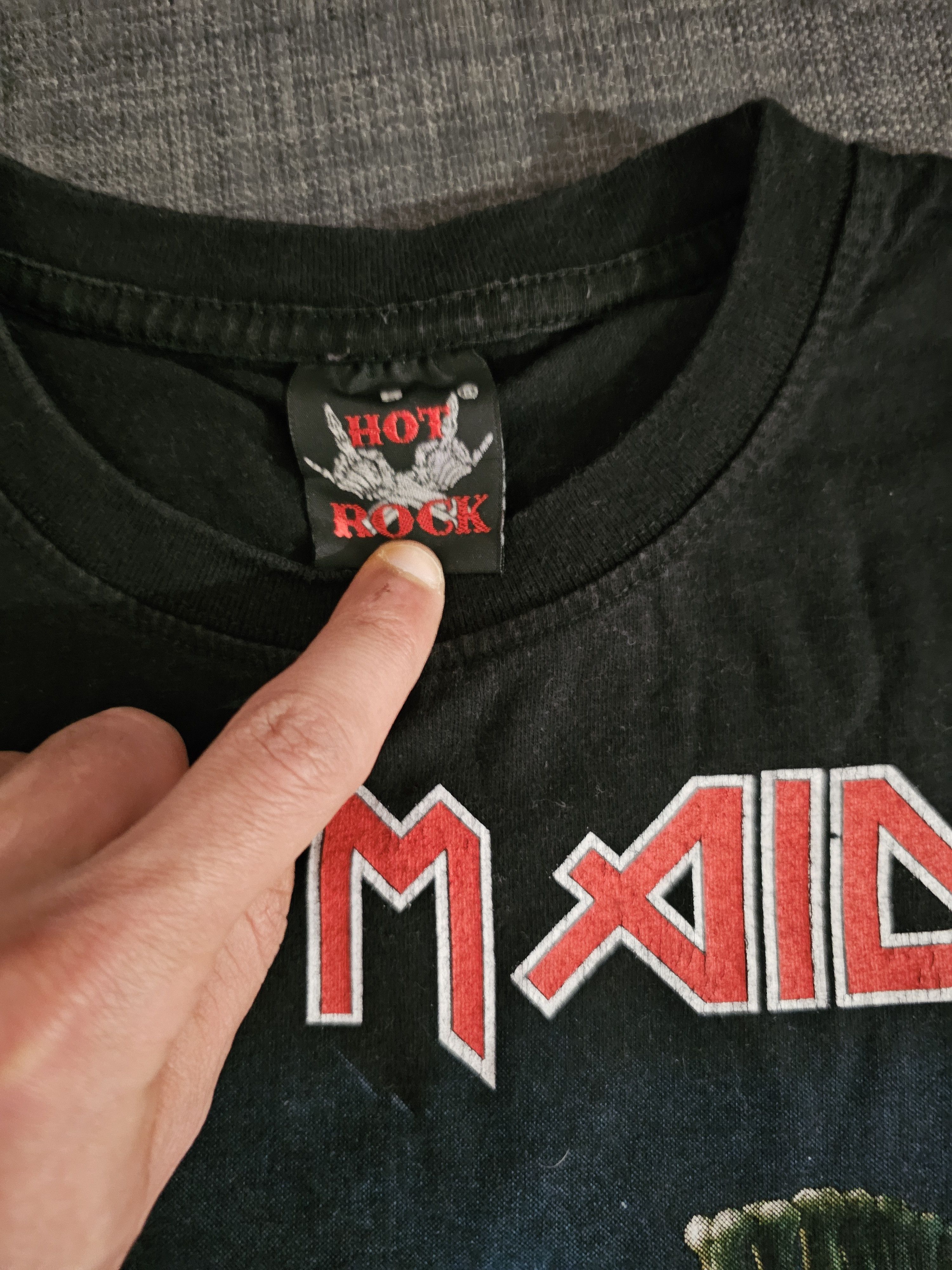 Band Tees Vintage Iron Maiden t-shirt Size US S / EU 44-46 / 1 - 2 Thumbnail