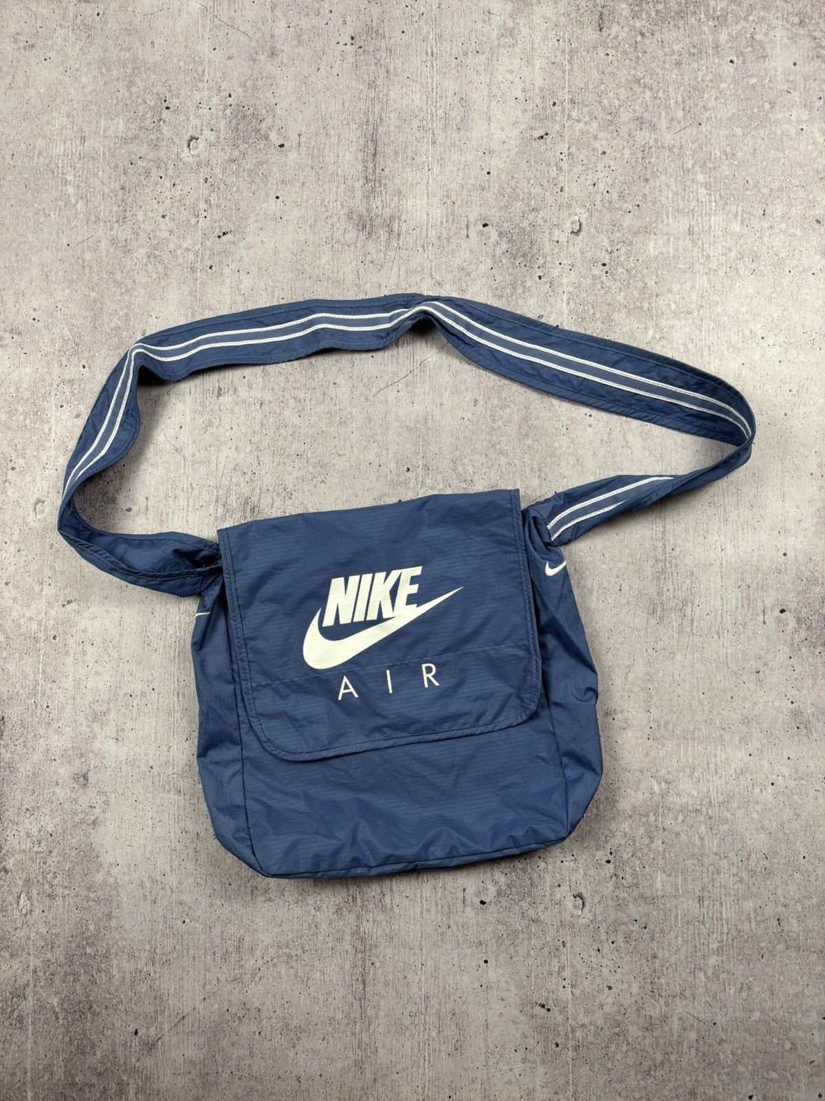 Nike Nike Vintage Bag Big Logo Size ONE SIZE - 1 Thumbnail