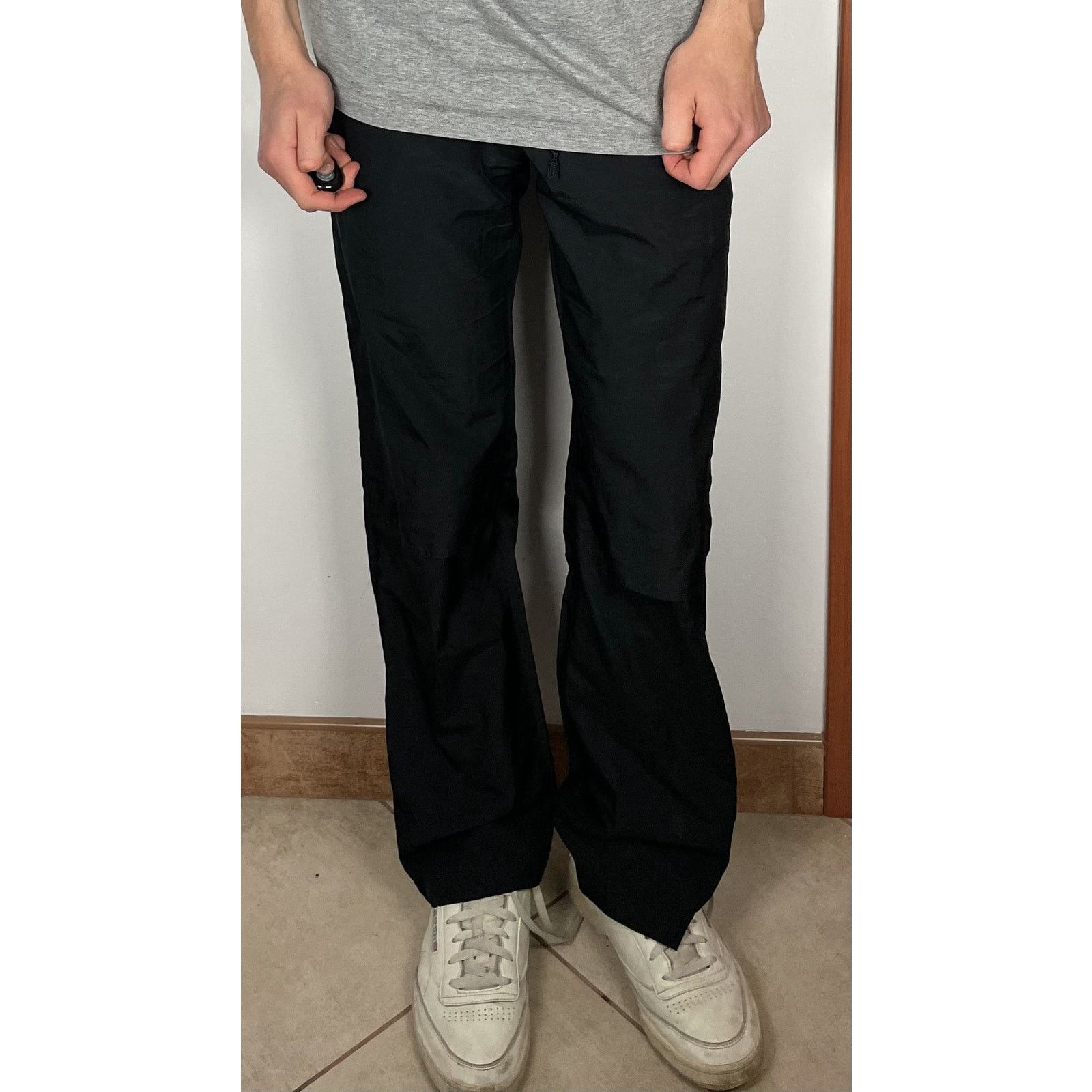 Nike × Vintage Nike Women's Black Logo Drawstring Ankle Zip Pants XS Size 30" / US 8 / IT 44 - 2 Thumbnail