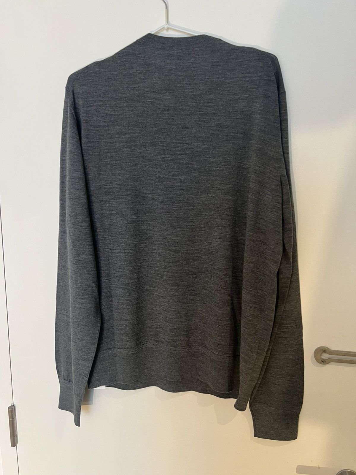 TOM FORD FINE GAUGE MERINO CREWNECK COLOUR CHARCOAL GREY 52