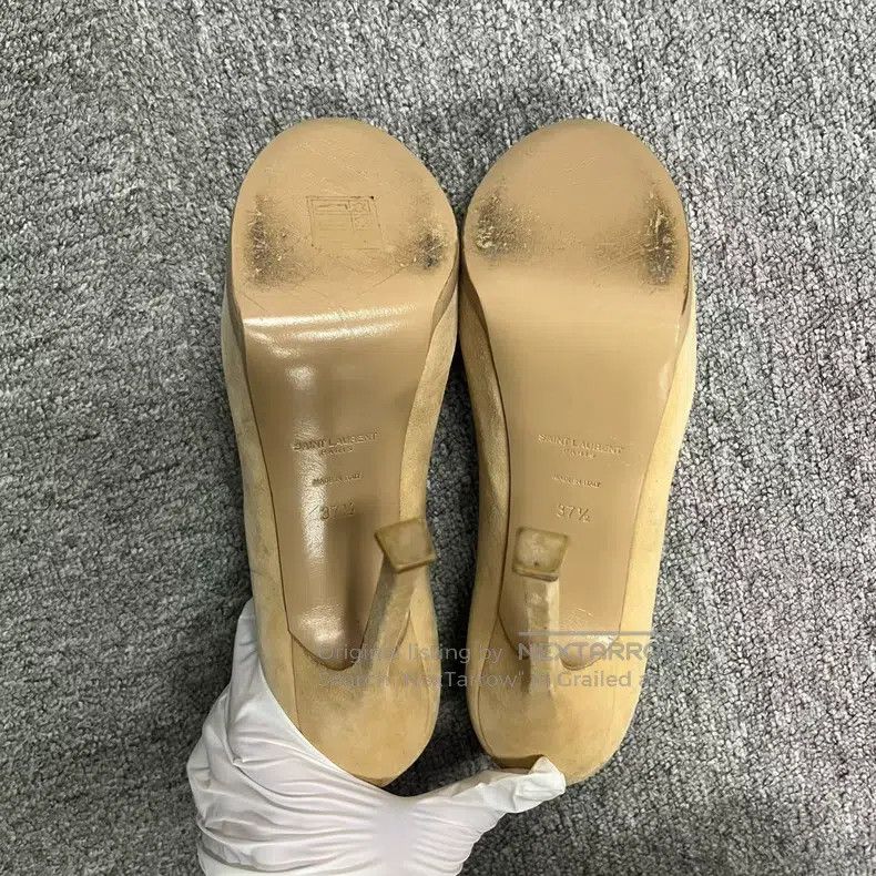 Saint Laurent Paris Saint Laurent Paris Gold Leather Pointed Toe Slip-On Thin Size US 7 / IT 37 - 5 Thumbnail