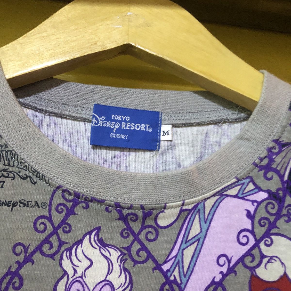 Disney Disney Villain tokyo disneyland Size US M / EU 48-50 / 2 - 4 Thumbnail