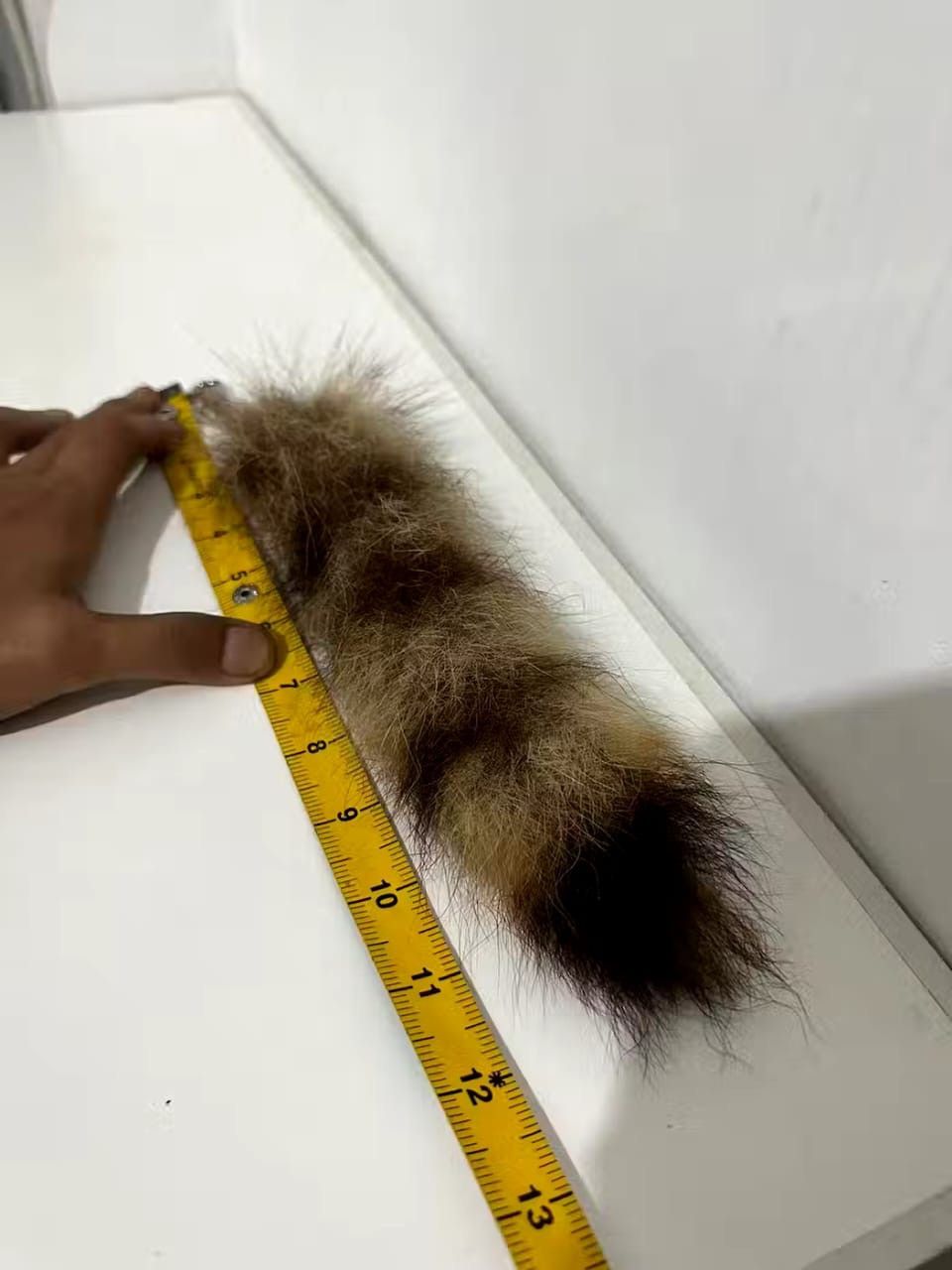 Handmade Faux Fur Accessories KeyChain / Key ring / Tail Design Size ONE SIZE - 6 Thumbnail
