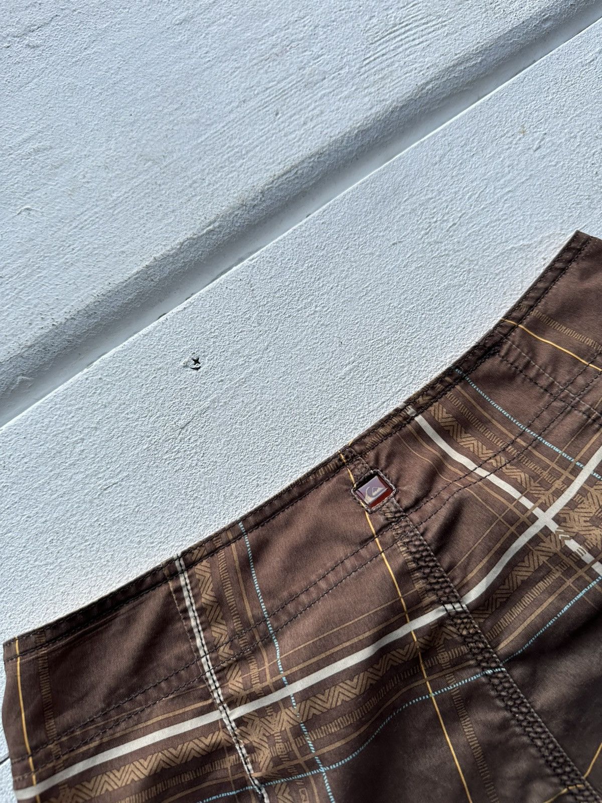 Other 🚨Vintage Quiksilver Shorts Big Logo Y2K Style 90s Surfing Size US 28 / EU 44 - 7 Thumbnail