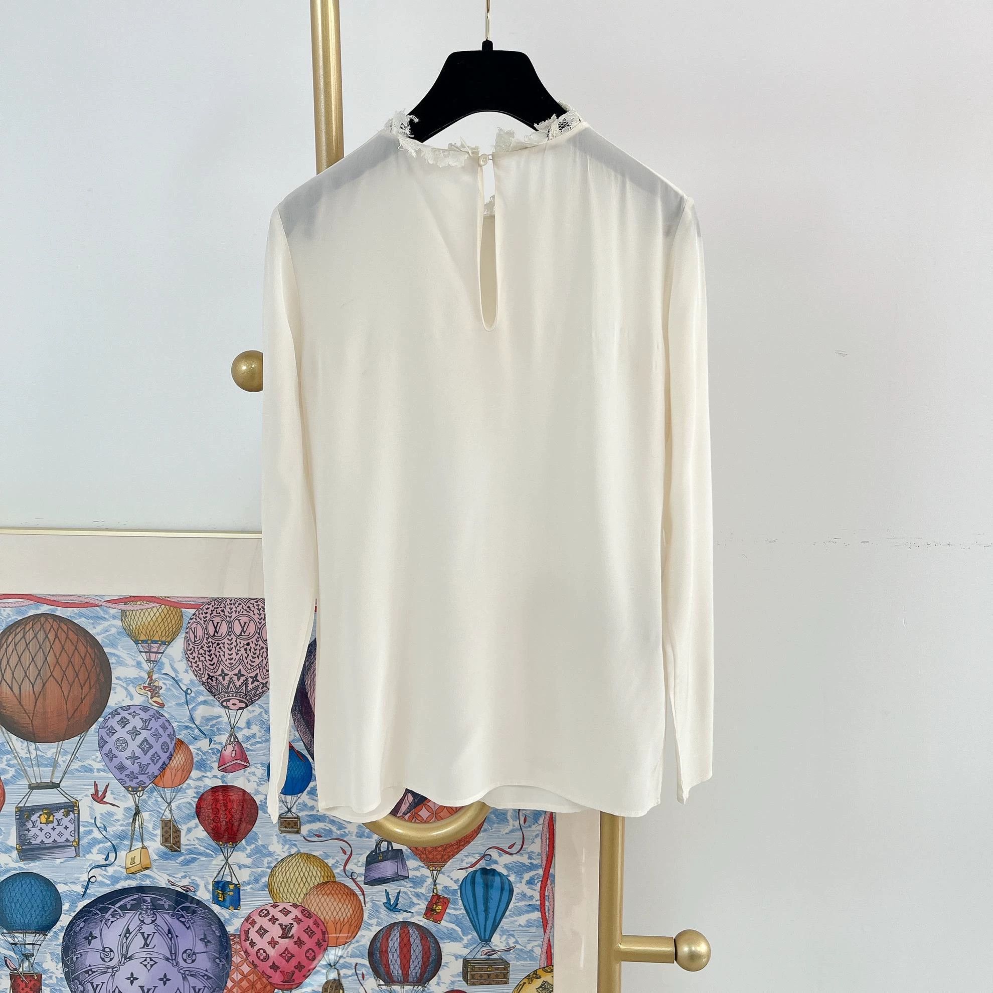 Miu Miu MIU MIU White Silk Top 36 7476 Size XS / US 0-2 / IT 36-38 - 2 Thumbnail