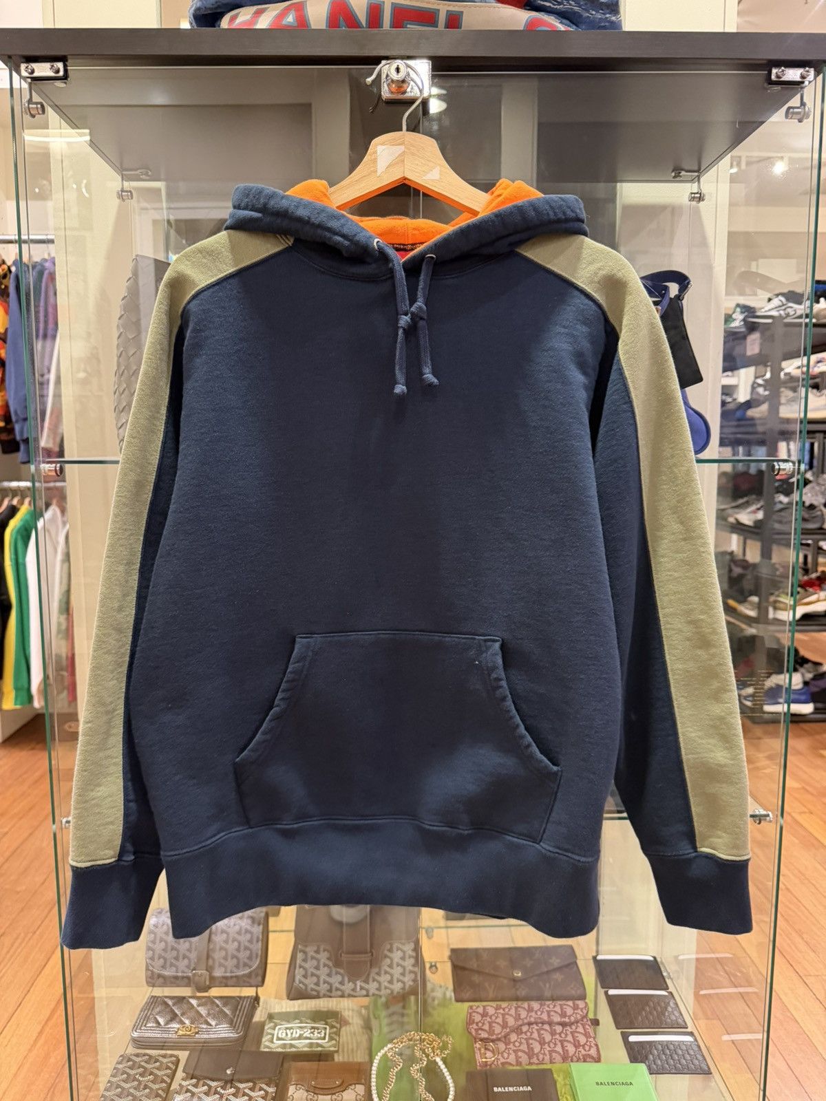Supreme Supreme Multi Panel Chenille Hoodie Size US S / EU 44-46 / 1 - 1 Thumbnail