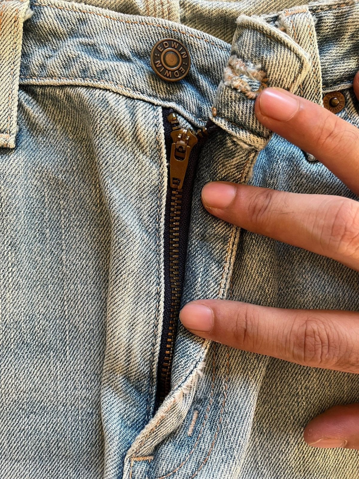 Edwin Vintage Japan Edwin 503 Distressed Patched Baggy Style Jeans Size US 32 / EU 48 - 3 Thumbnail