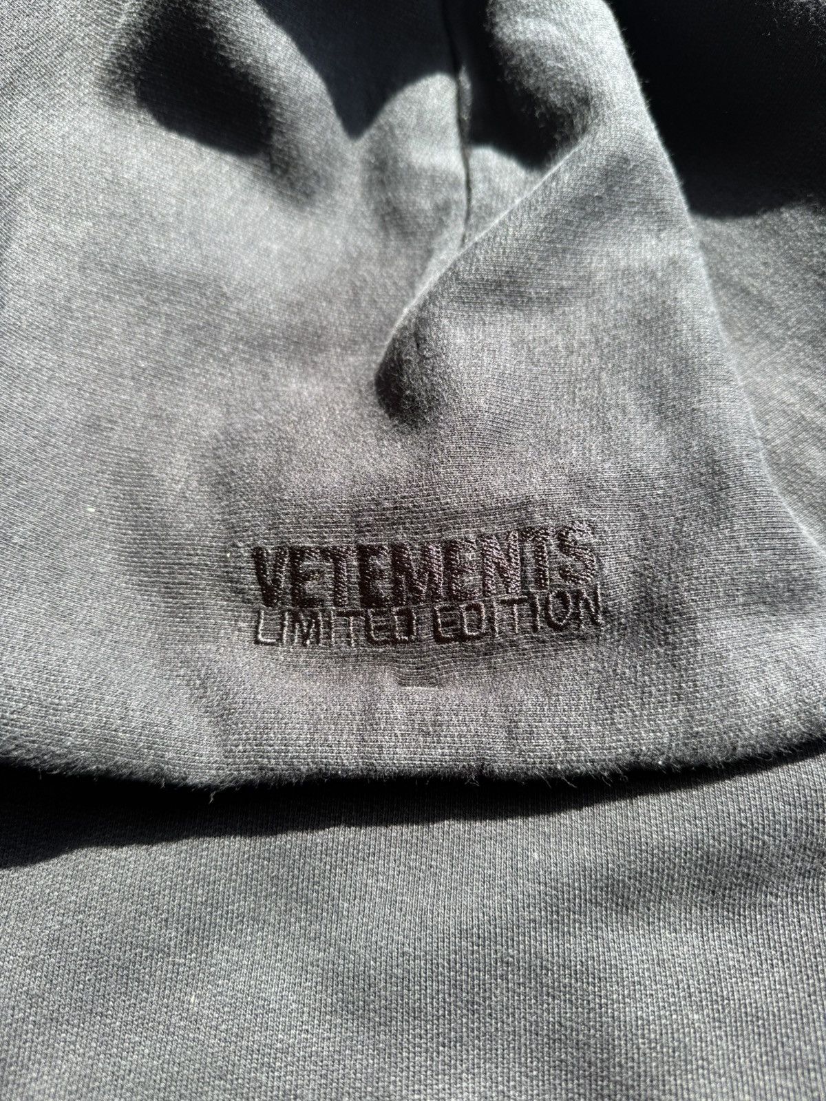 Vetements VETEMENTS Sweet Logo Hoodie Black - Size M Size US M / EU 48-50 / 2 - 4 Thumbnail
