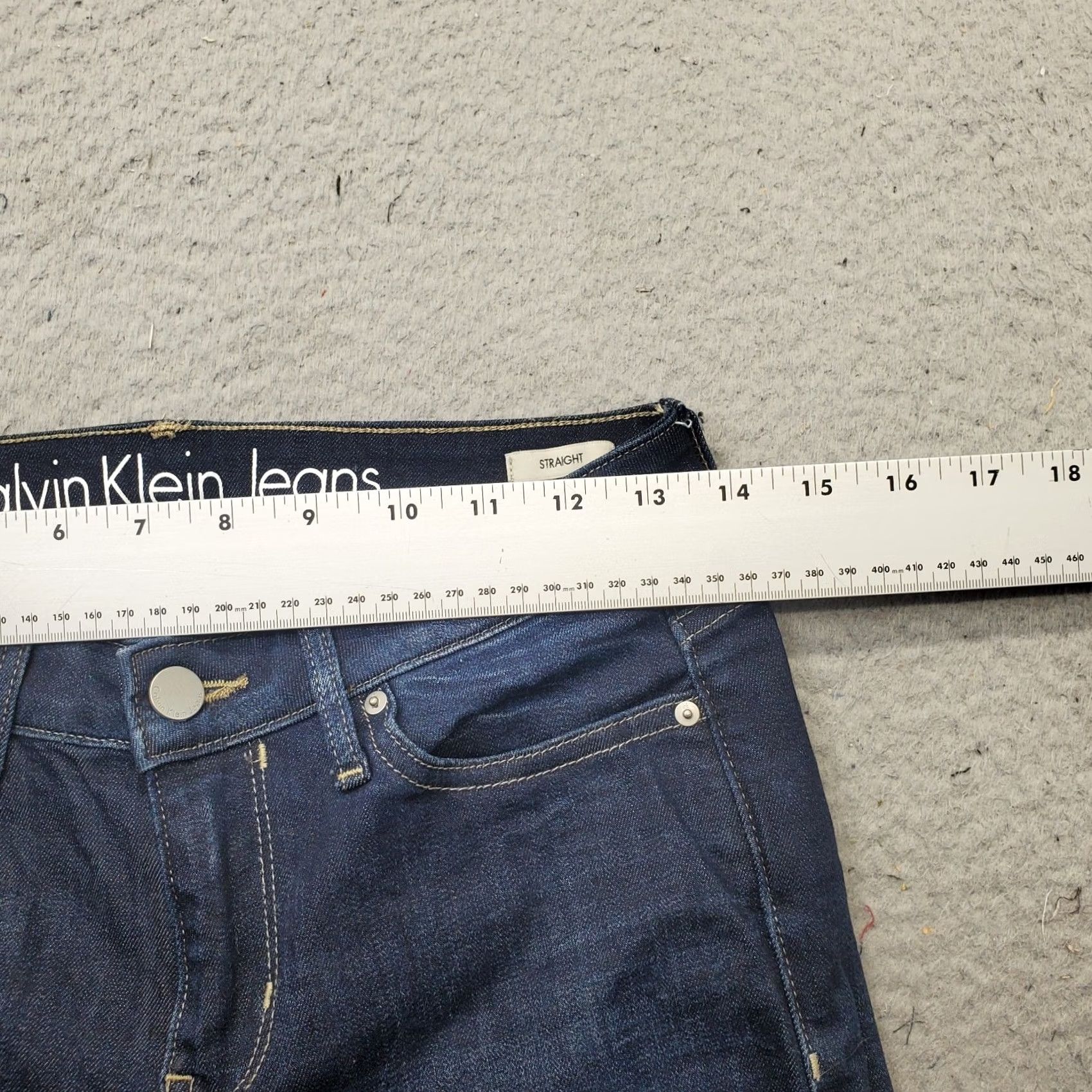 Calvin Klein Calvin Klein Jeans Womens Jeans 26 | Blue Denim Dark Wash Straight Leg Streetwear 26 Womens Size 26 Blue 5-Pocket Design Regular Fit Size 26" / US 2 / IT 38 - 6 Thumbnail