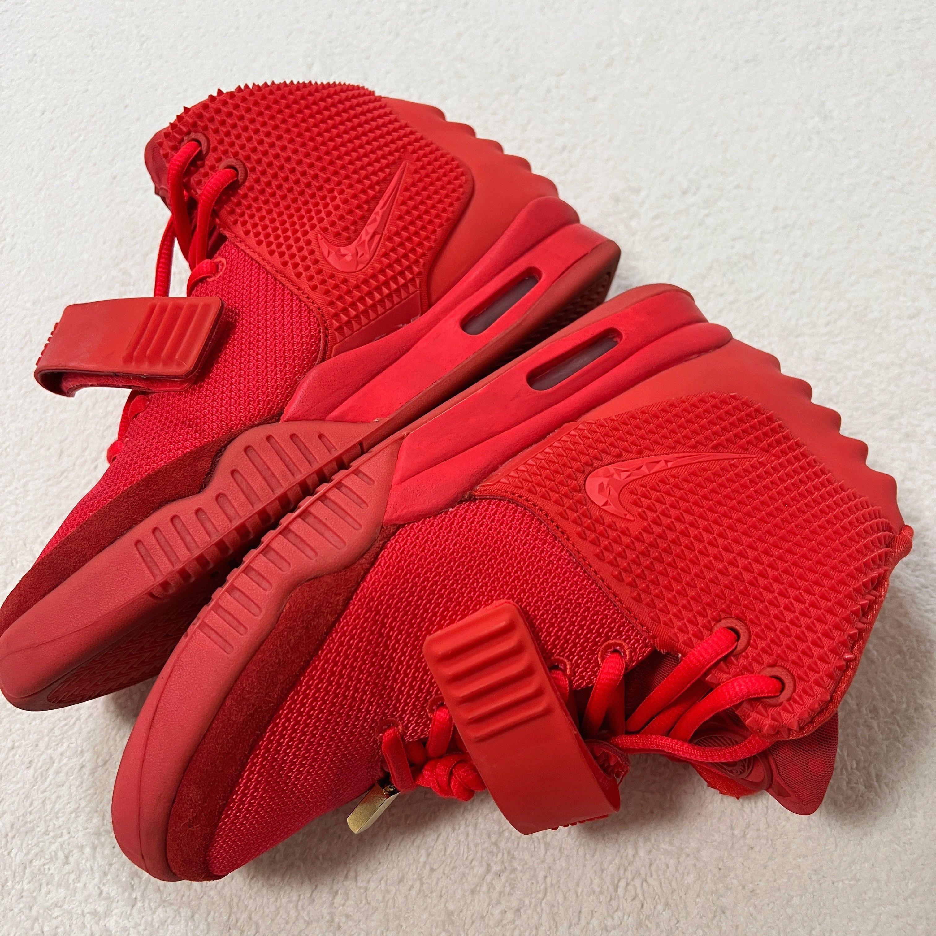 Nike Nike Air Yeezy 2 Red October (508214-660) Size US 6.5 / EU 39-40 - 12 Thumbnail