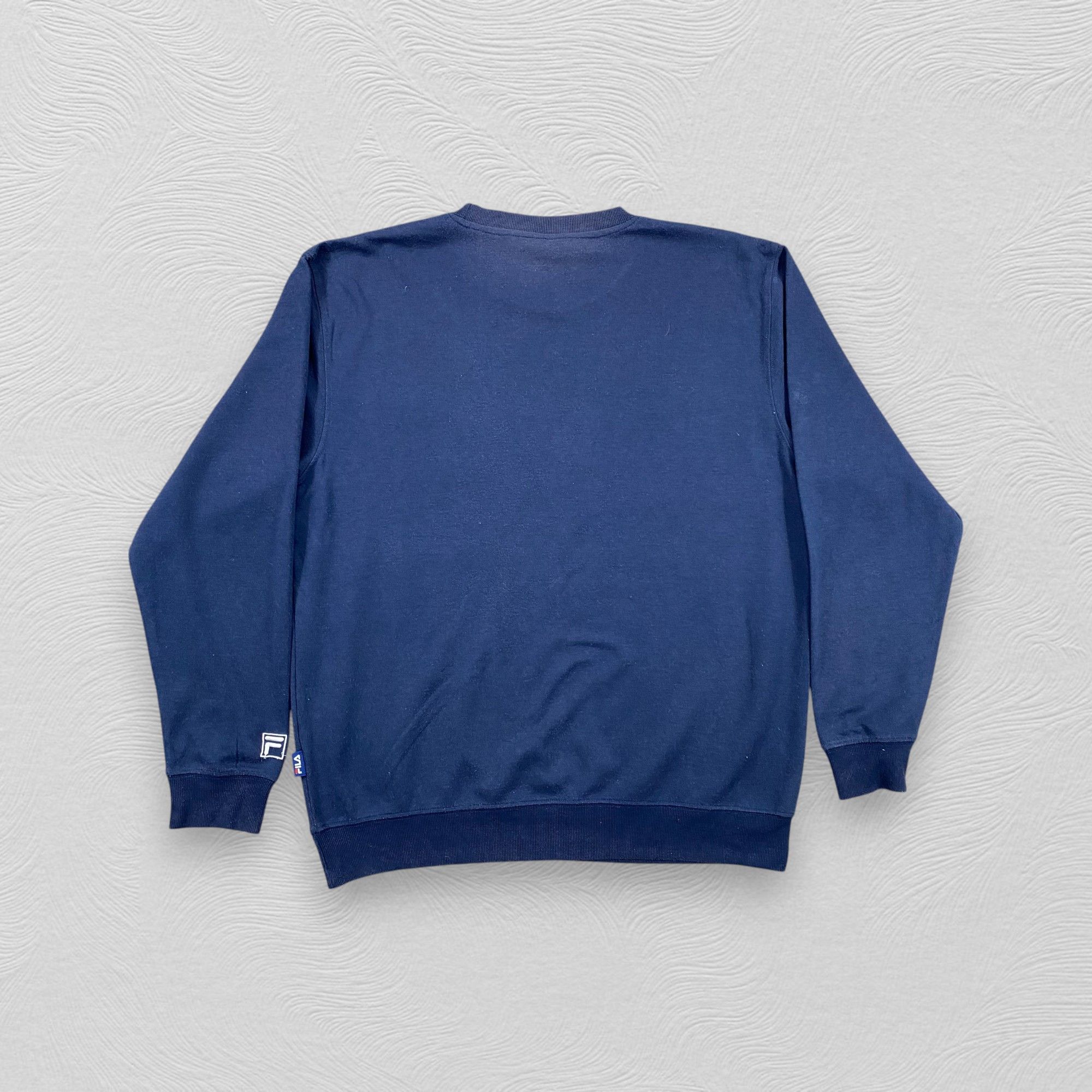 Japanese Brand Vintage Fila Big Logo Sweatshirt Large Size - J215 Size US L / EU 52-54 / 3 - 2 Thumbnail