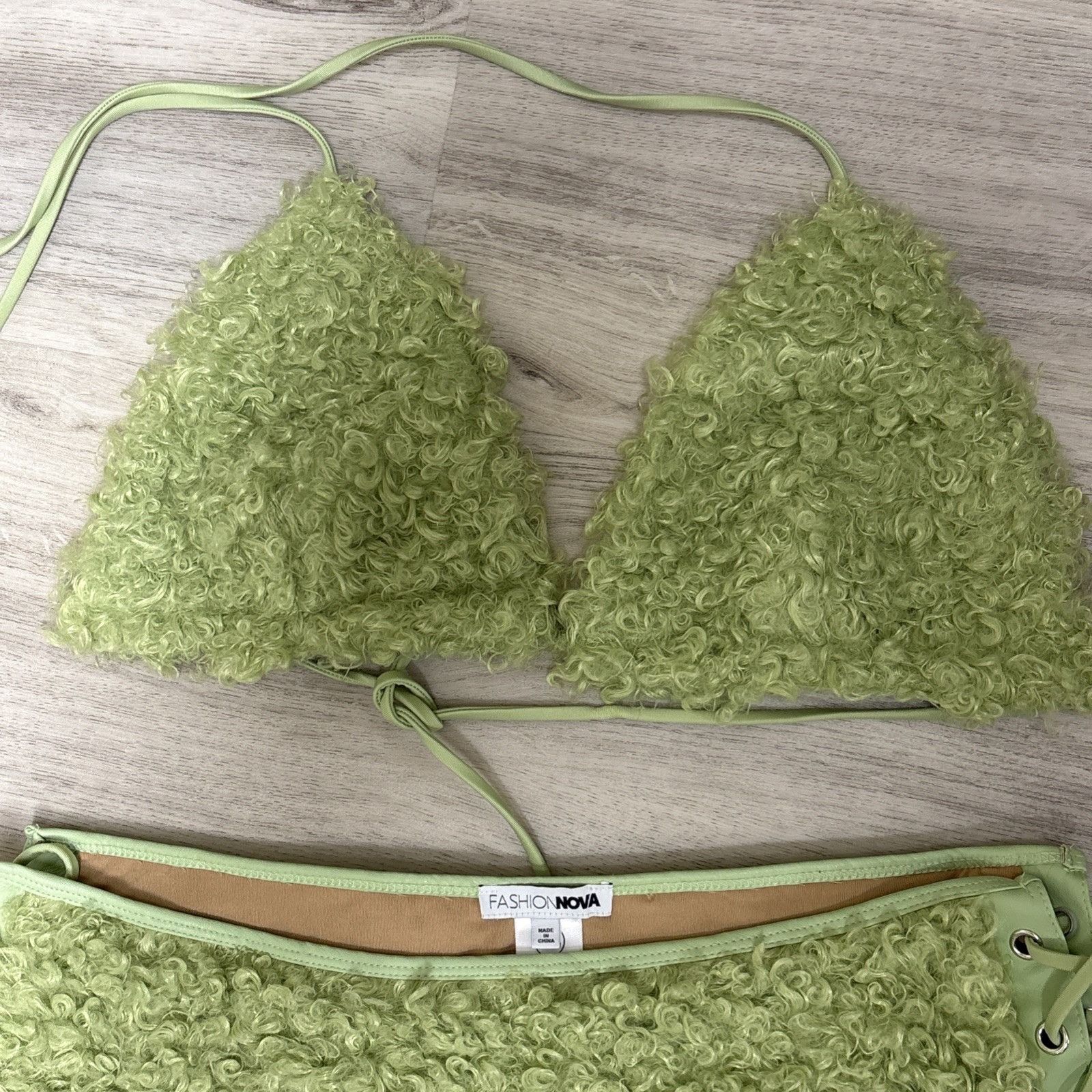 Fashion Nova Fashion Nova Bra Top Skirt Set w Leggings Size XL Green Faux Size XL / US 12-14 / IT 48-50 - 7 Thumbnail