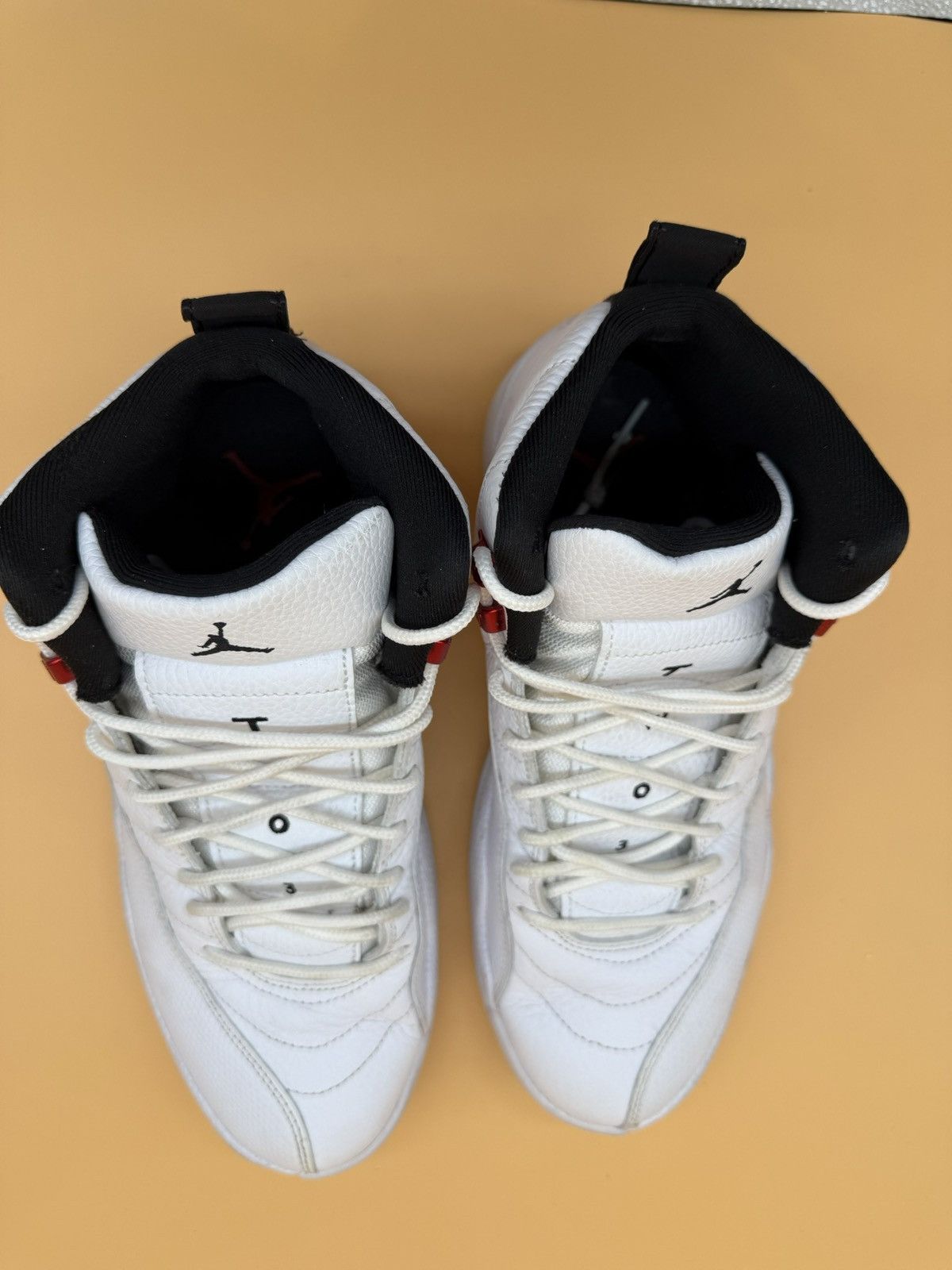 Jordan Brand Nike Air Jordan 12 Retro “Reverse Cherry” Size 9.5 Size US 9.5 / EU 42-43 - 5 Thumbnail
