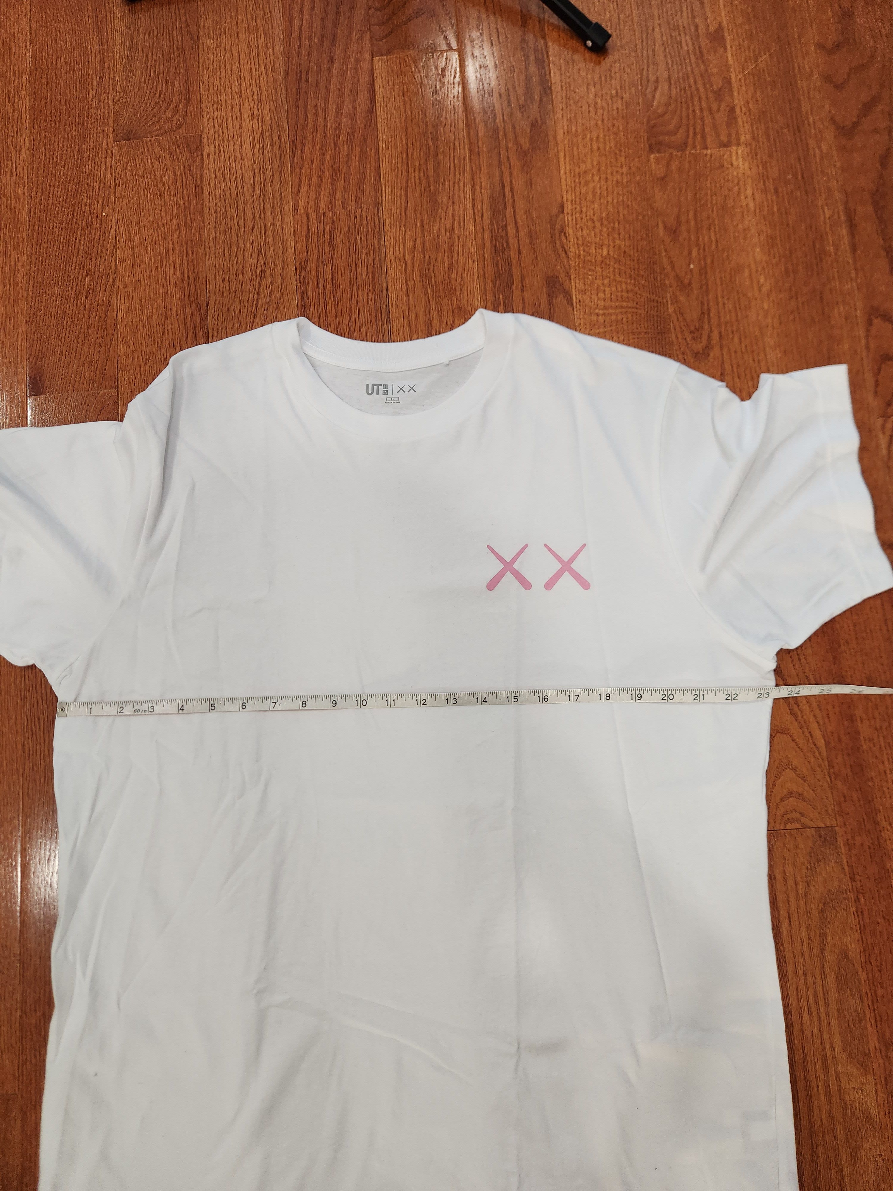 Kaws × Uniqlo Kaws Uniqlo shirt Size US XL / EU 56 / 4 - 3 Thumbnail