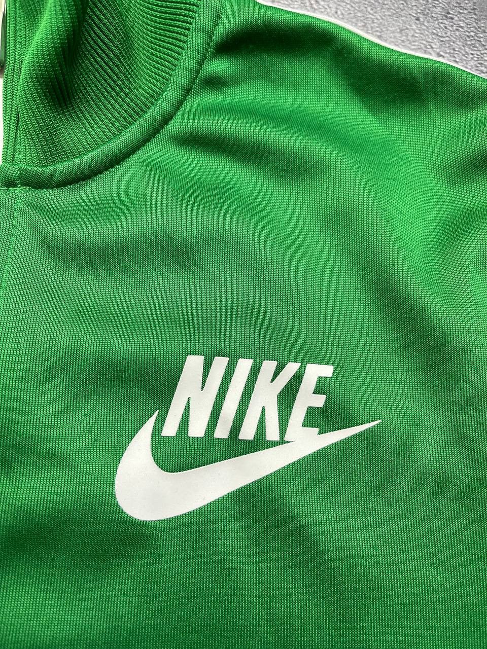 Nike Vintage Nike Green tracksuit size S Size US S / EU 44-46 / 1 - 3 Thumbnail