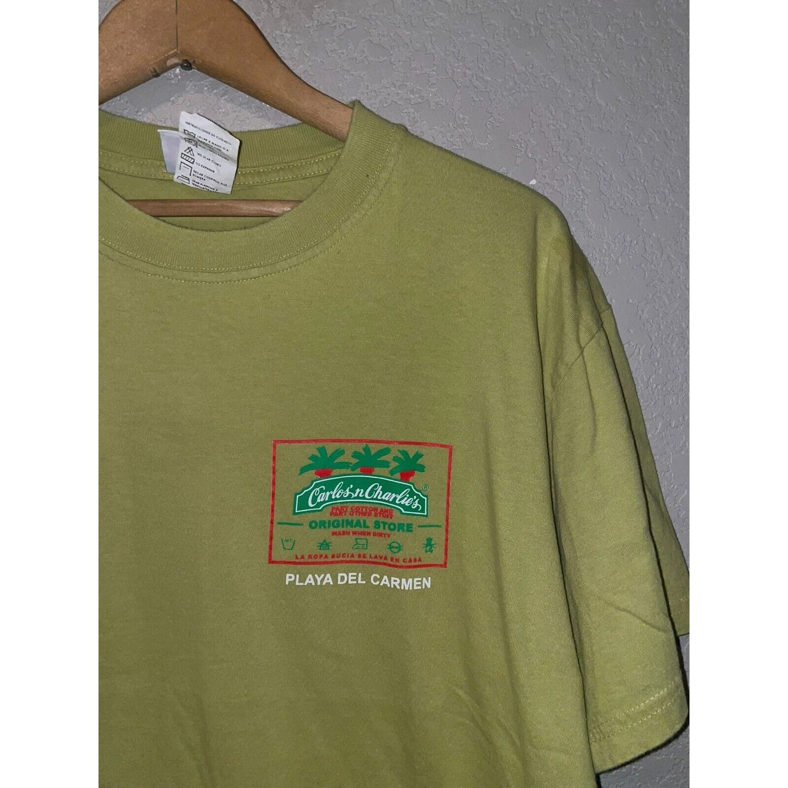Vintage Vintage Carlos N Charlies Shirt Original Store Tee VTG 90s L Size US L / EU 52-54 / 3 - 4 Thumbnail