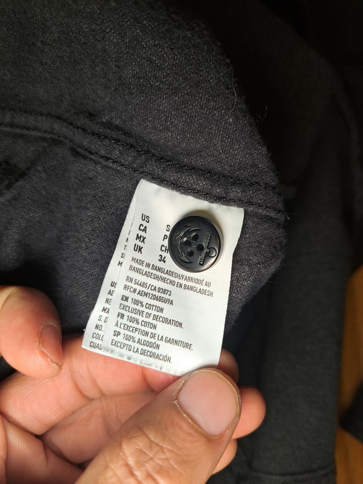 American Eagle Outfitters American Eagle Button Up Shirt Mens Small Gray Cotton Size US S / EU 44-46 / 1 - 4 Thumbnail