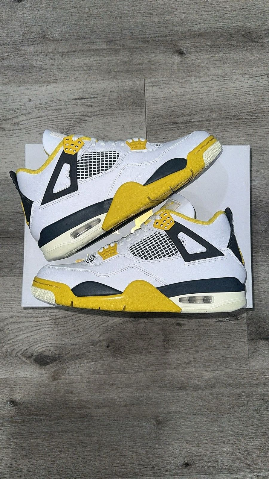 Jordan Brand Jordan 4 Retro Vivid Sulfur👟 Size US 11 / IT 41 - 5 Thumbnail