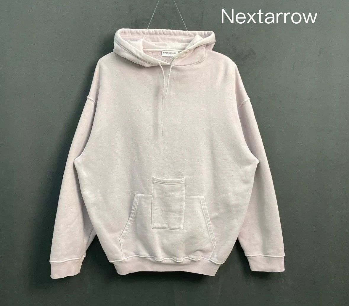Balenciaga Balenciaga lotus root pink back logo hoodie Size US S / EU 44-46 / 1 - 1 Thumbnail