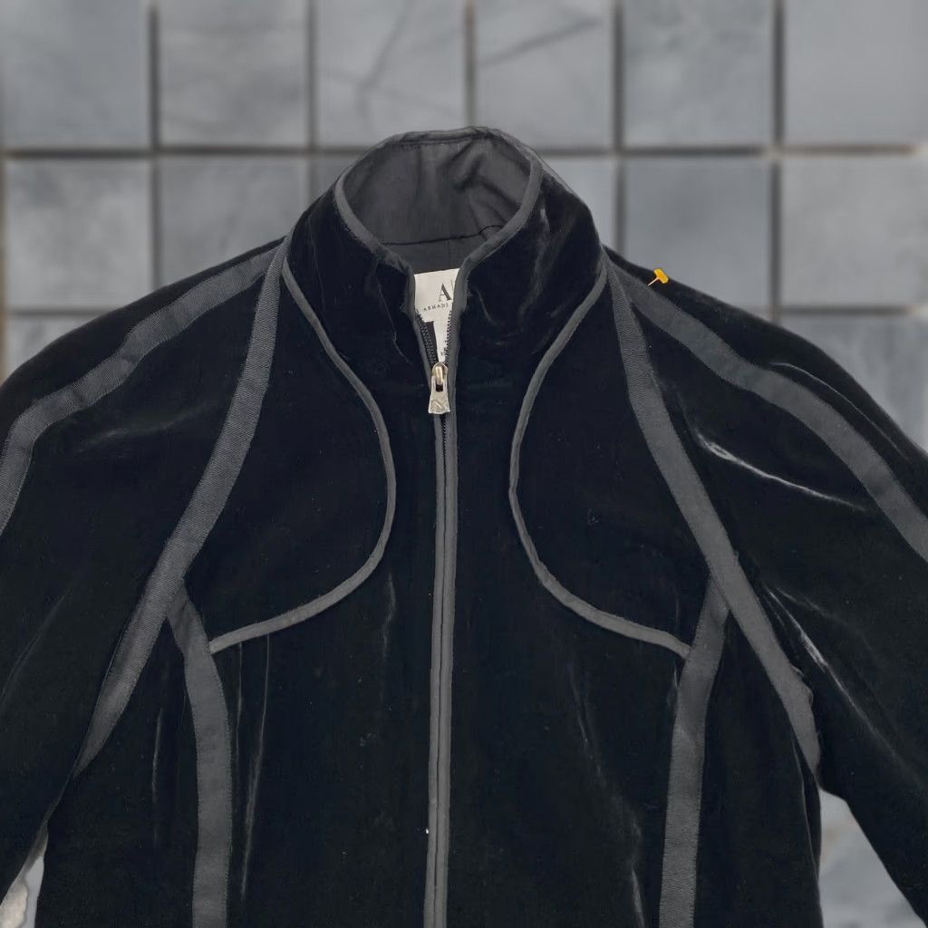 Armani Exchange Armani Exchange Velvet Jacket Womens M Black Full Zip Lined Silk Blend Modern Casual All Seasons Mid-Length Pockets Size M / US 6-8 / IT 42-44 - 1 Thumbnail