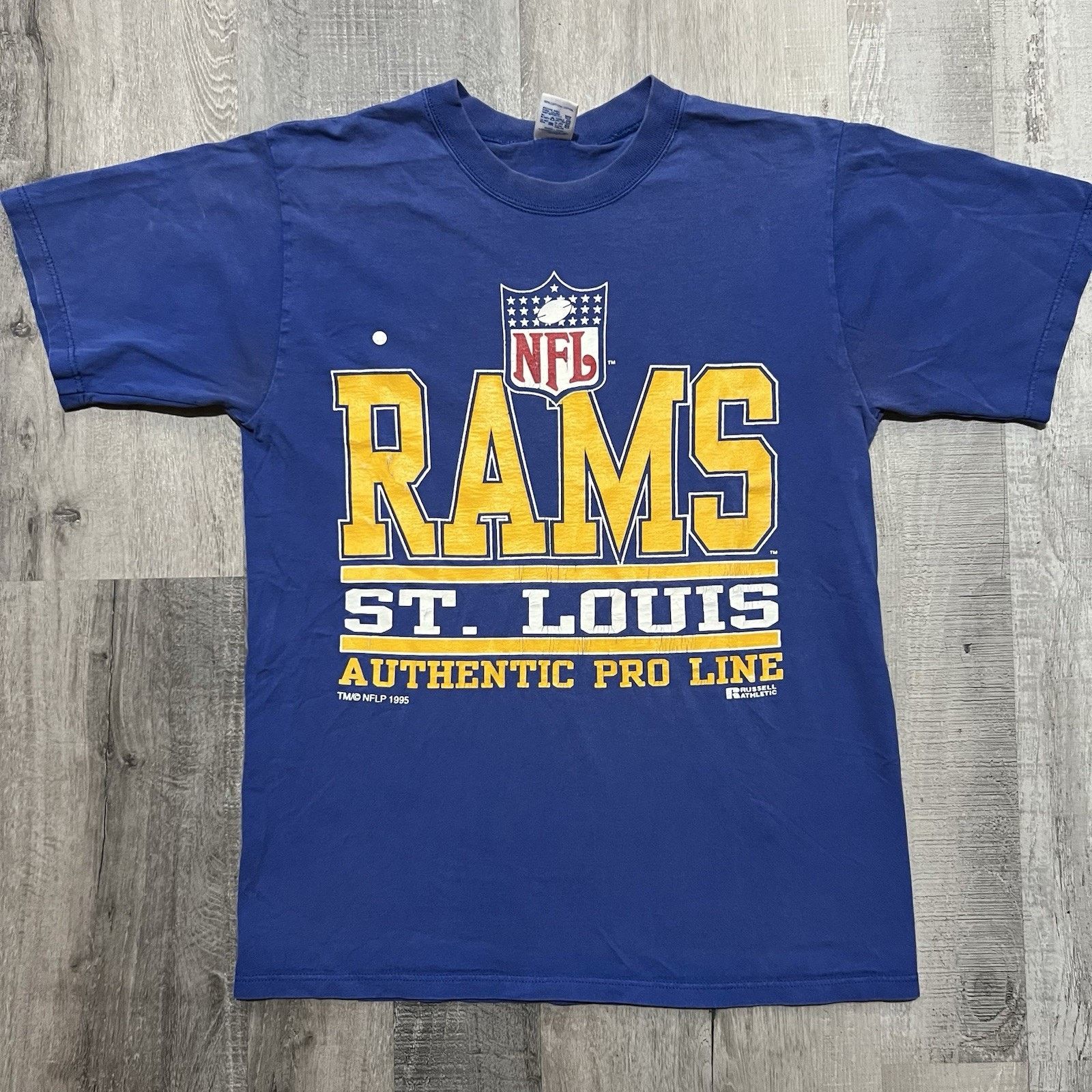 Russell Athletic VTG St Louis Rams 90s Blue NFL Russell Athletic T Shirt M Size US M / EU 48-50 / 2 - 1 Thumbnail