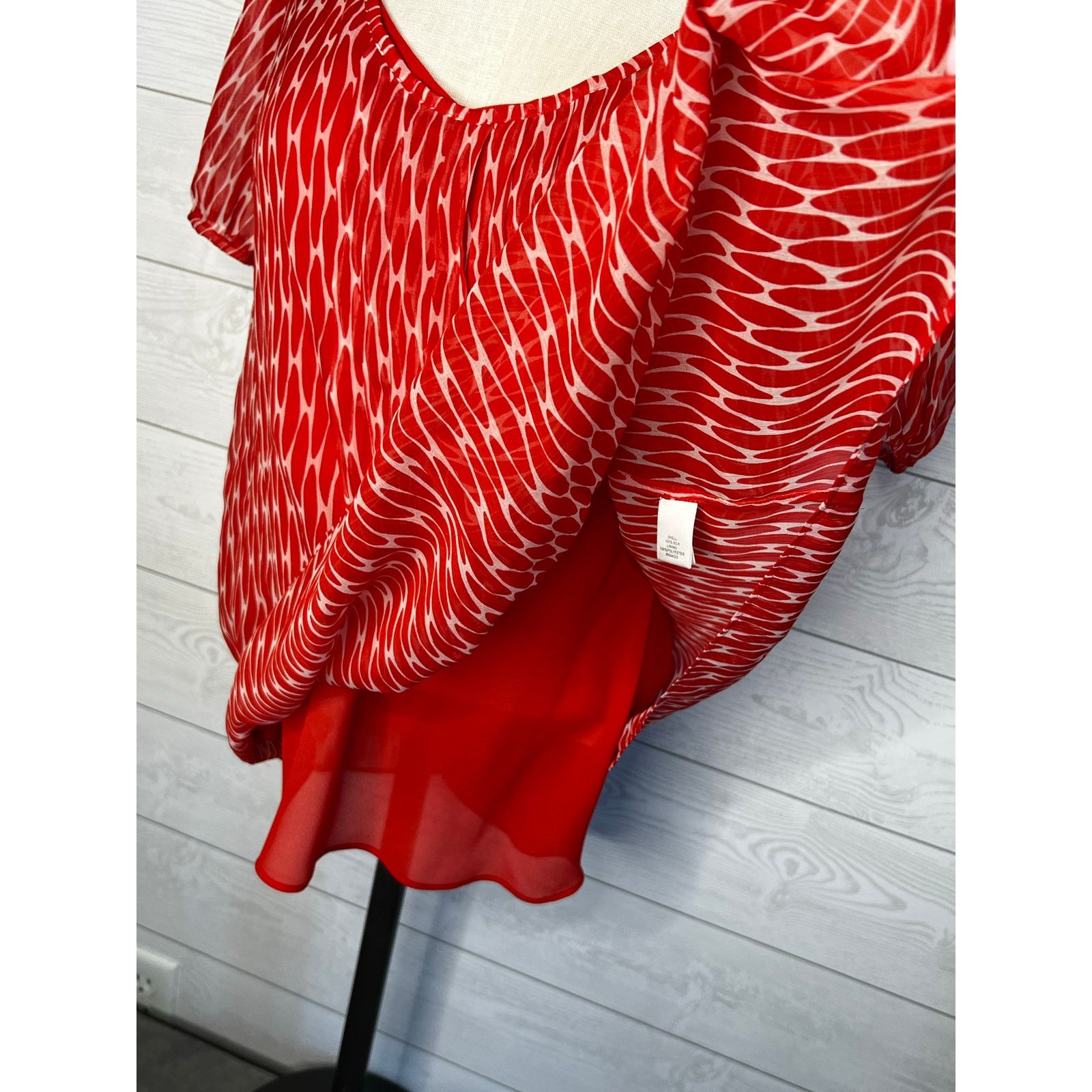 Banana Republic Banana Republic Silk Blouse Red geometric Ikat Print Size M Size M / US 6-8 / IT 42-44 - 10 Thumbnail