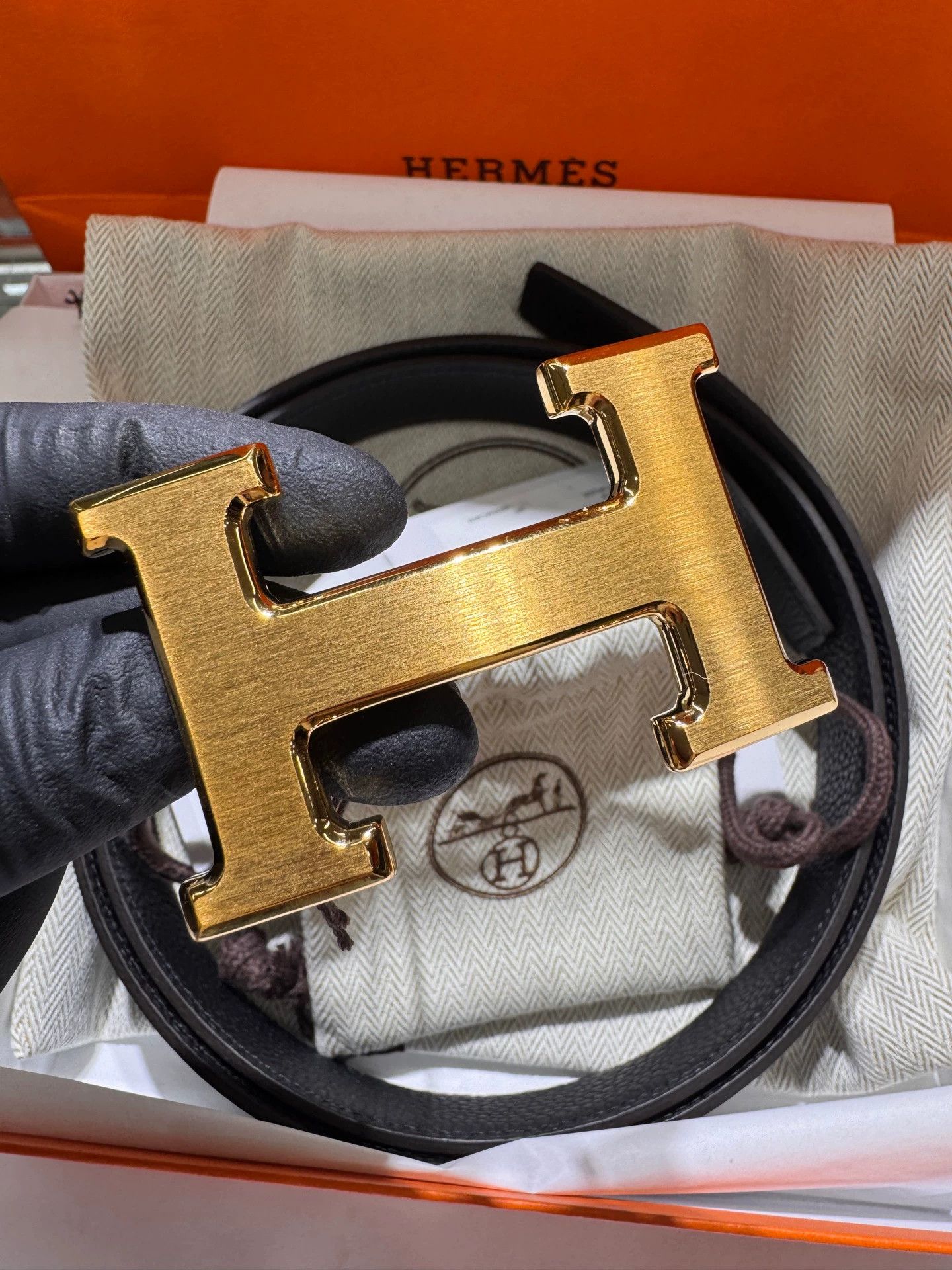 Hermes HERMES 2-Sided Calfskin 32mm Belt Black 95 H Gold Size ONE SIZE - 3 Thumbnail