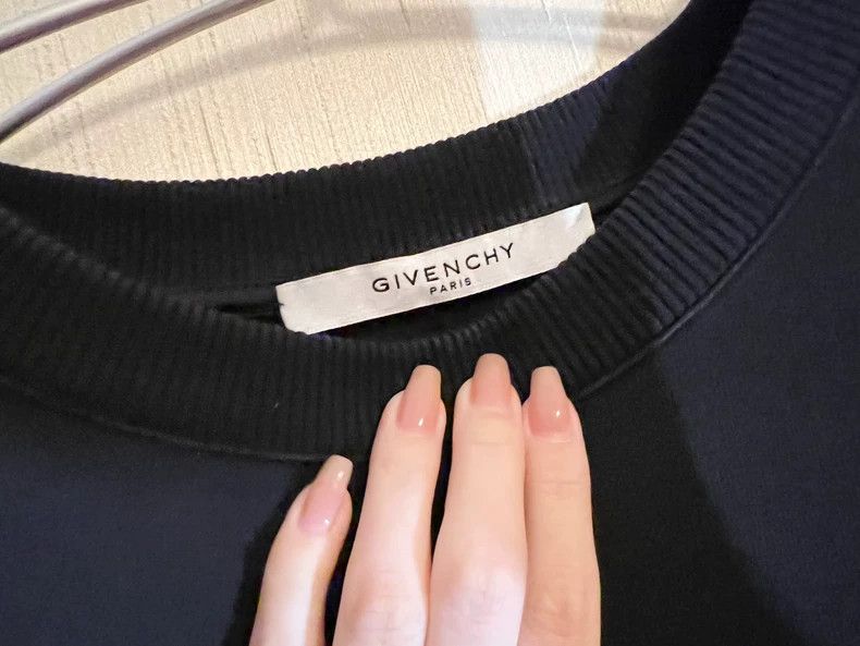 Givenchy Givenchy Black Hoodie, Loose Fit, S Size Size US S / EU 44-46 / 1 - 3 Thumbnail