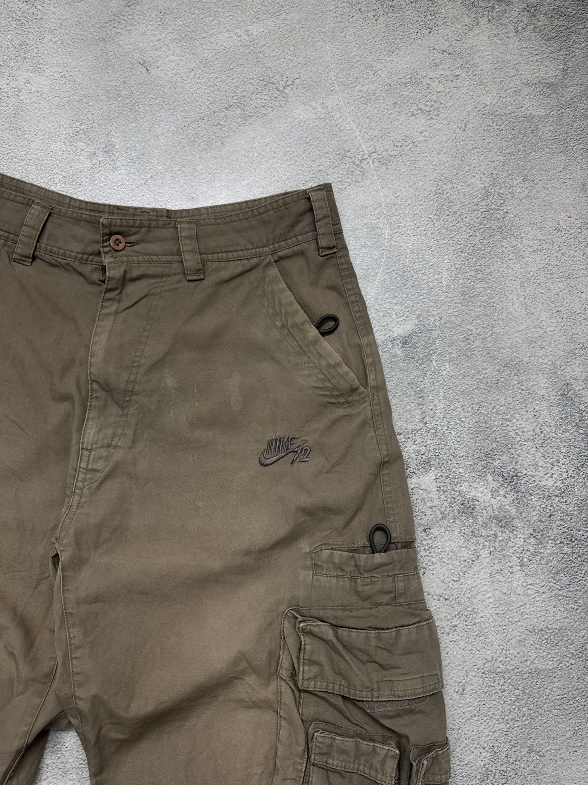 Nike Vintage Y2k Nike Swoosh Cargo Shorts Size US 32 / EU 48 - 6 Thumbnail