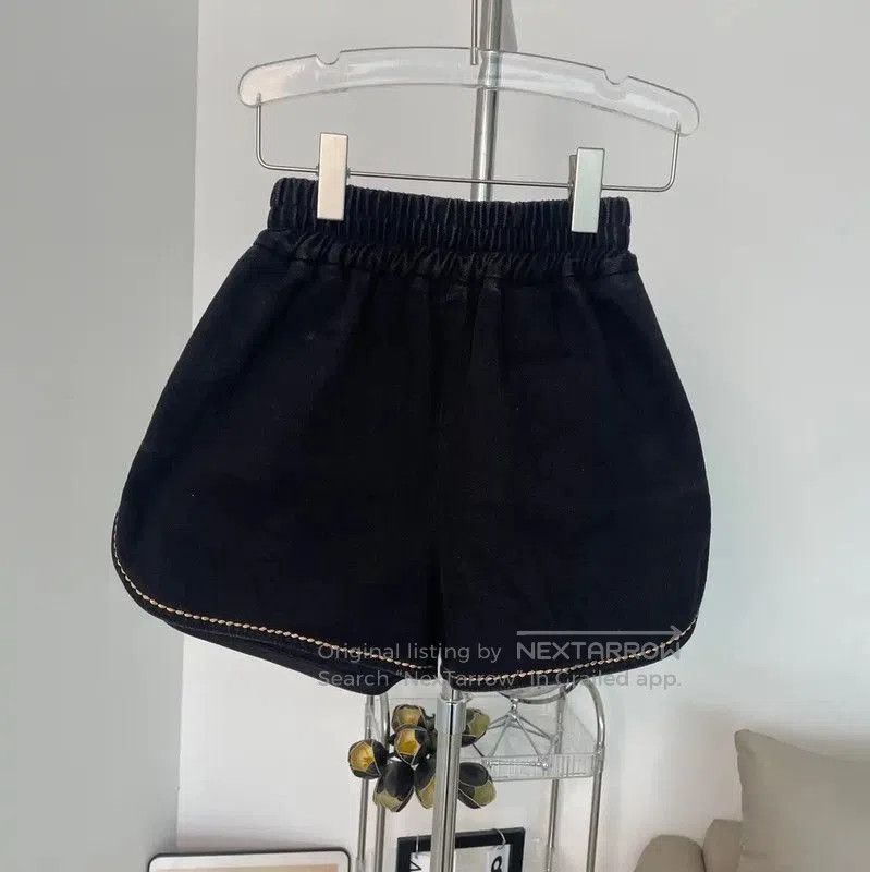 Fendi Fendi Black Cotton Women's Shorts . Size 27" / US 4 / IT 40 - 1 Thumbnail