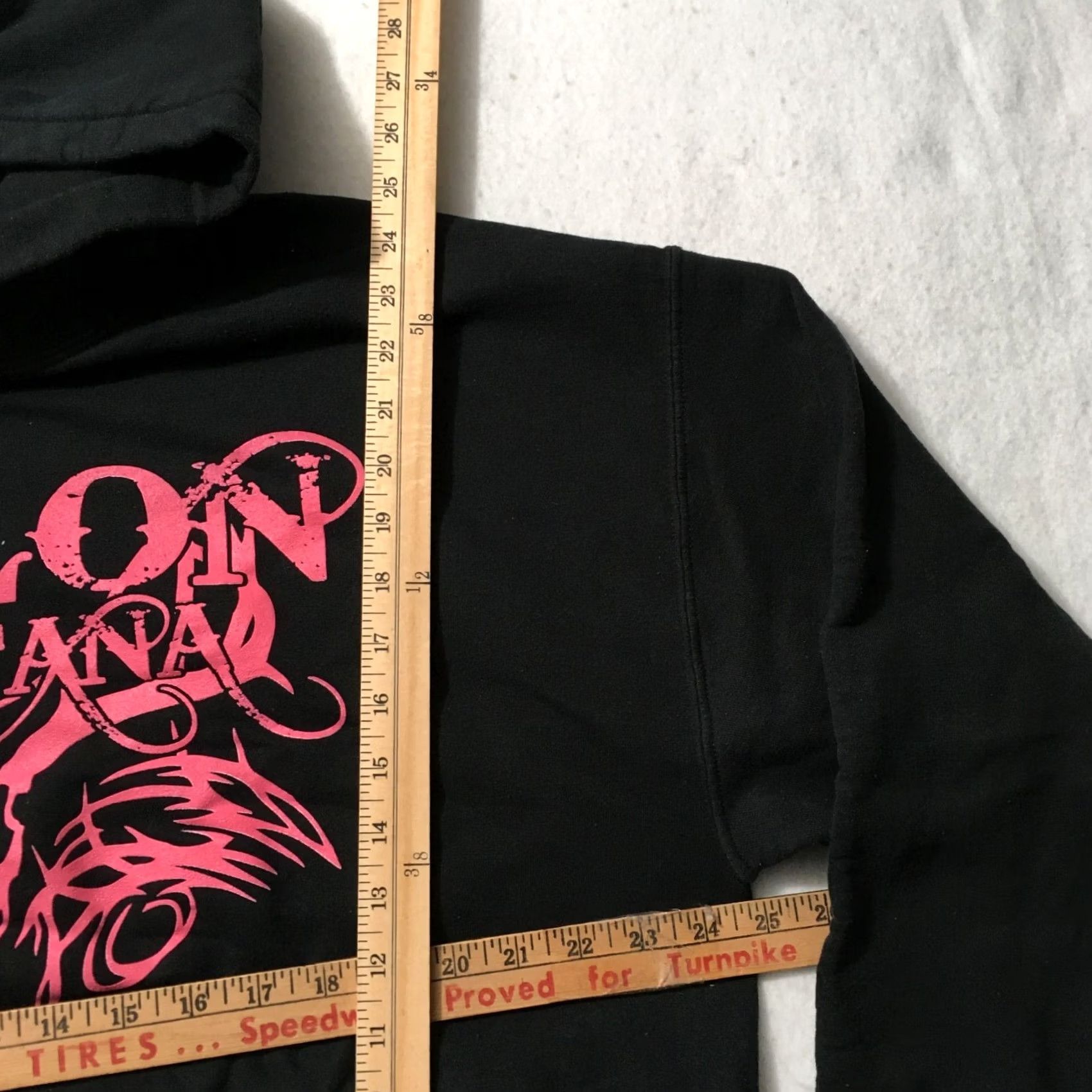 Gildan VINTAGE Y2K Montana Crewneck Sweatshirt SizeXL Mountain Meadows GRAPHIC BLACK Size US XL / EU 56 / 4 - 4 Thumbnail