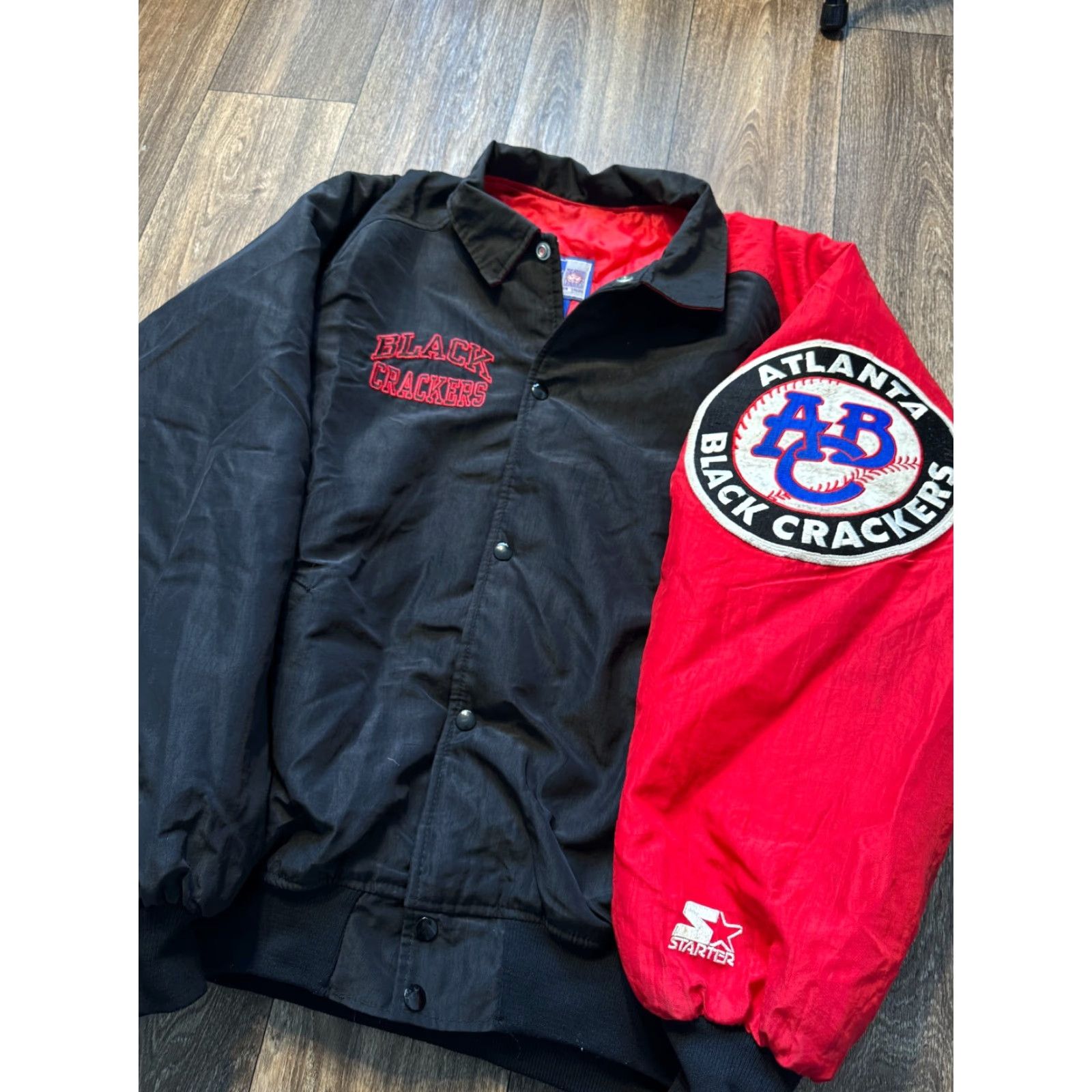 Starter VINTAGE Atlanta Black Crackers The Negro Leagues Starter Jacket Baseball MLB Jacket XL Men Black Nylon Puffer 30” Length 27” Pit to Pit Baseball MLB Size US XL / EU 56 / 4 - 3 Thumbnail