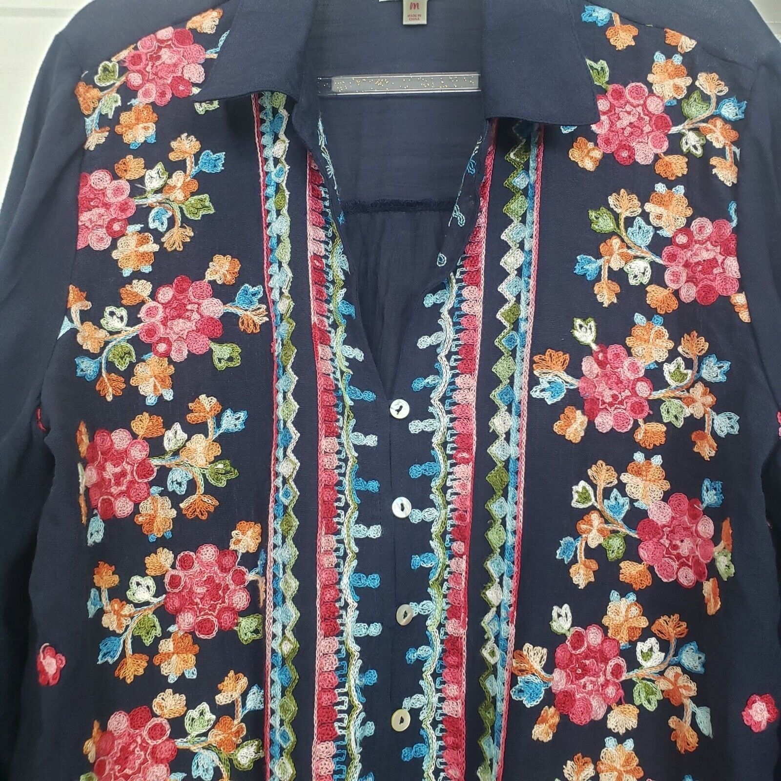 Designer Fig & Flower Emboidered Shirt Womens Size Medium Blue Floral Size M / US 6-8 / IT 42-44 - 4 Thumbnail