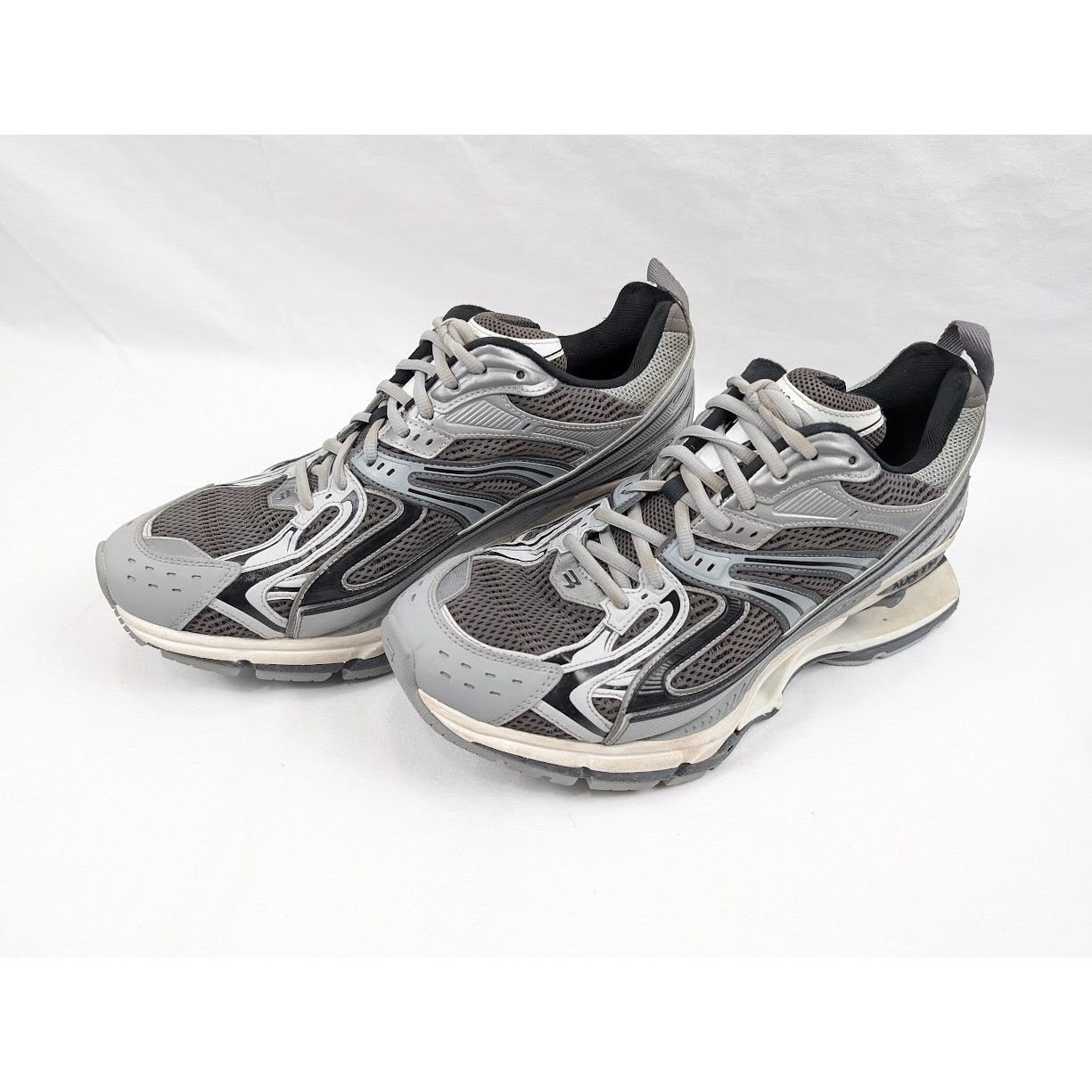Balenciaga o1rshd1 Rubber X-Pander Sneakers in Grey/Black/White Size US 11 / EU 44 - 18 Thumbnail