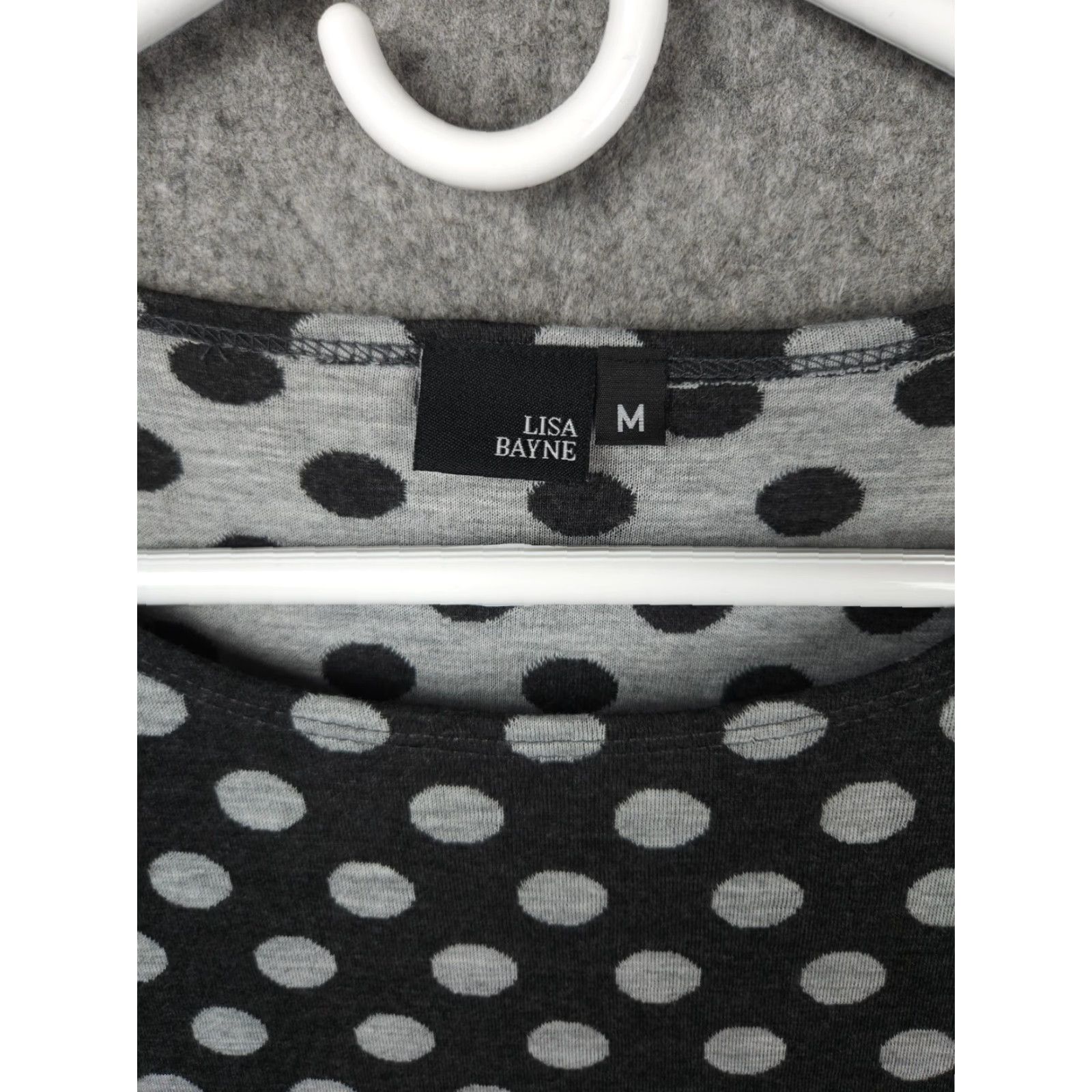 Vintage VINTAGE Lisa Bayne Women’s Sweater Dress Polka Dot Pockets 3/4 Sleeve Knee Length Gray Medium Casual Womens Size M / US 6-8 / IT 42-44 - 4 Thumbnail