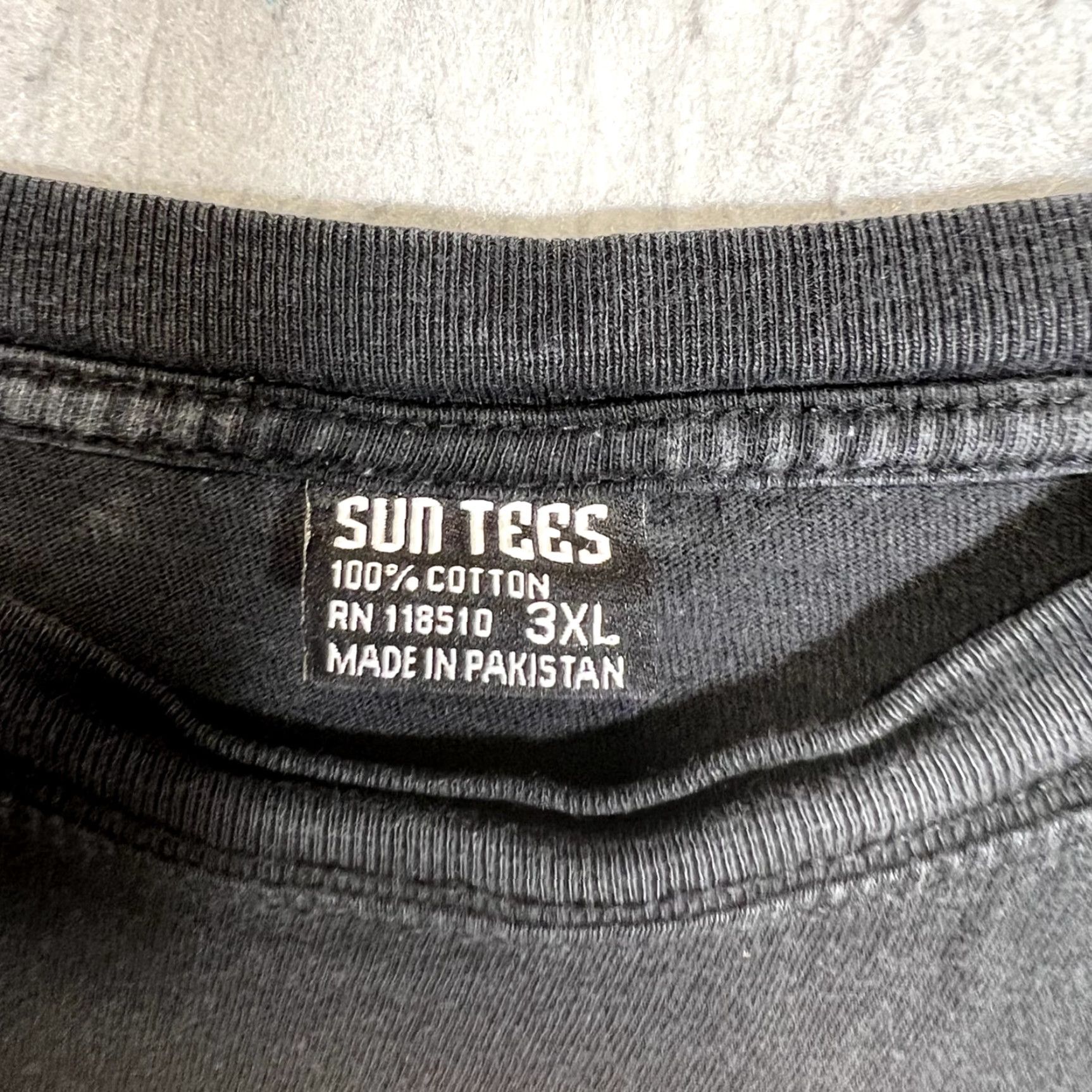 Drew VINTAGE Sun Tees A1 Microphone Phine By The Drew of Public Enemy Shirt Adult 3XL Black Rap Tee Me Shirt Men's 3XL Black Music Shirt Size US XXL / EU 58 / 5 - 6 Thumbnail