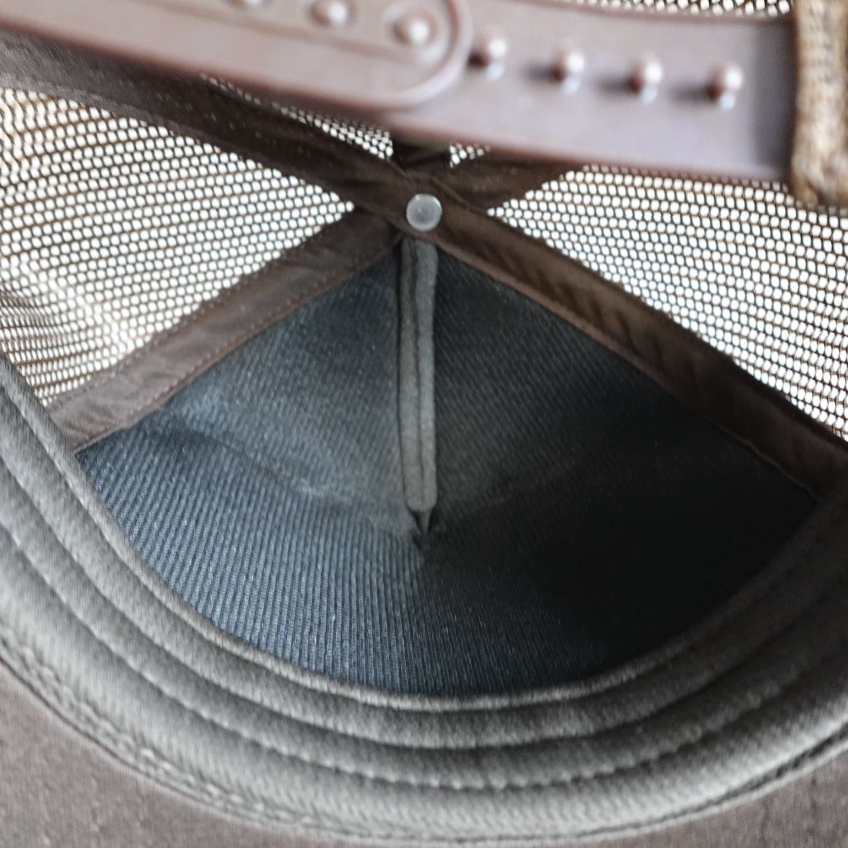 Huckberry VINTAGE Huckberry Hat Brown Trucker Adults One Size Adjustable Men Men Trucker Hat Brown Vintage 1960s Washington Georgetown Best Goods in the Capitol Size ONE SIZE - 5 Thumbnail