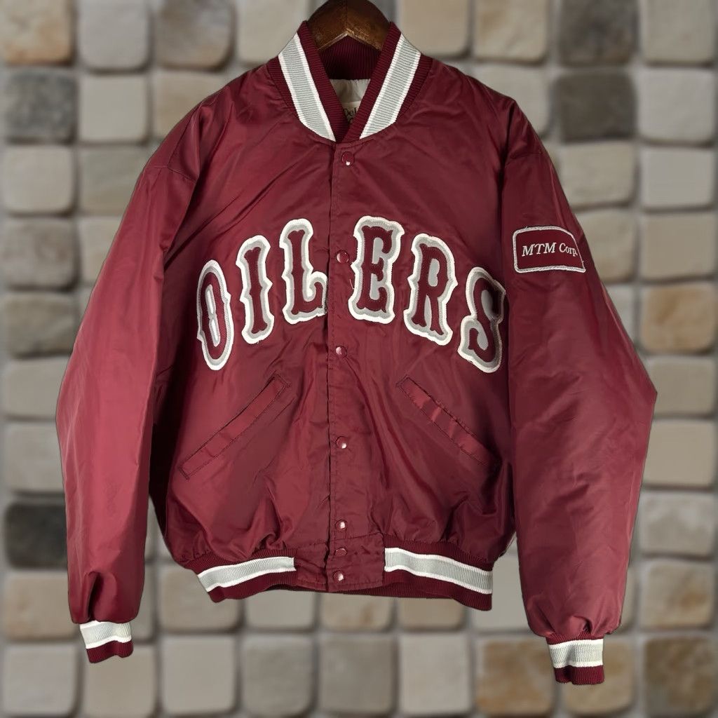 Vintage VINTAGE DeLong Athletic Jacket Oilers Red Made in USA Mens Large 80s 90s Jacket Casual Snap Varsity Men Red 80s 90s Oilers Size US L / EU 52-54 / 3 - 1 Thumbnail