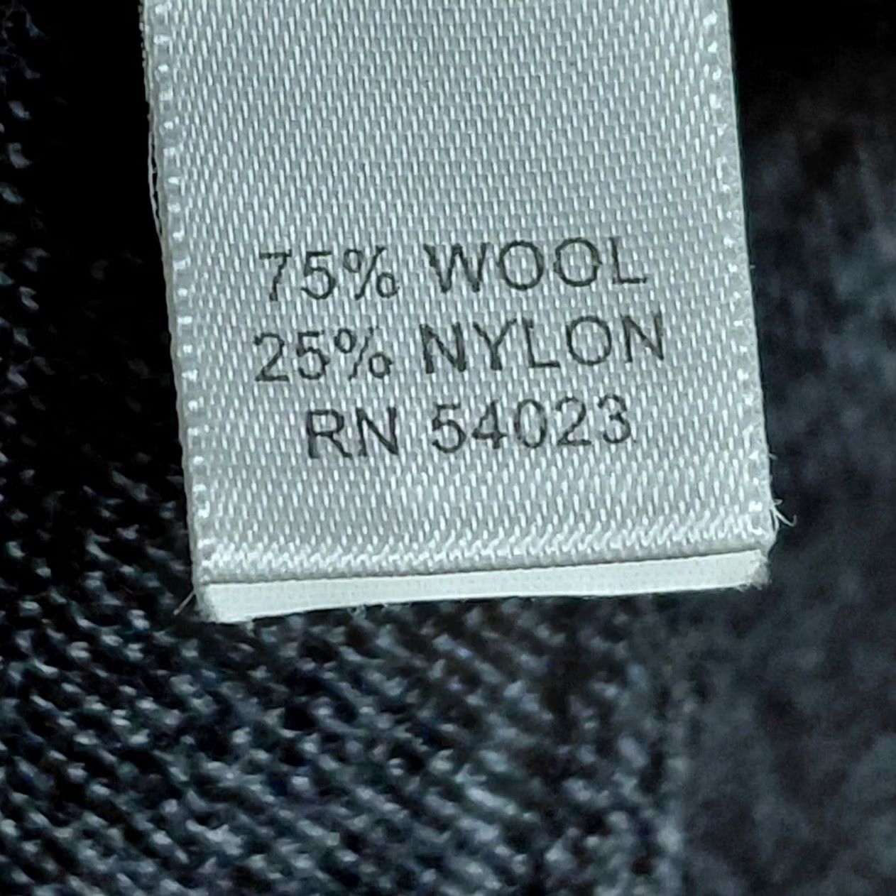 Banana Republic BANANA REPUBLIC Skirt Gray Solid Lined Wool Blend Knee Length Women Size 4 Small Details: 75% Wool, 25% Nylon, Dry Clean Only, A-Line, Business Casual Size 27" / US 4 / IT 40 - 8 Thumbnail