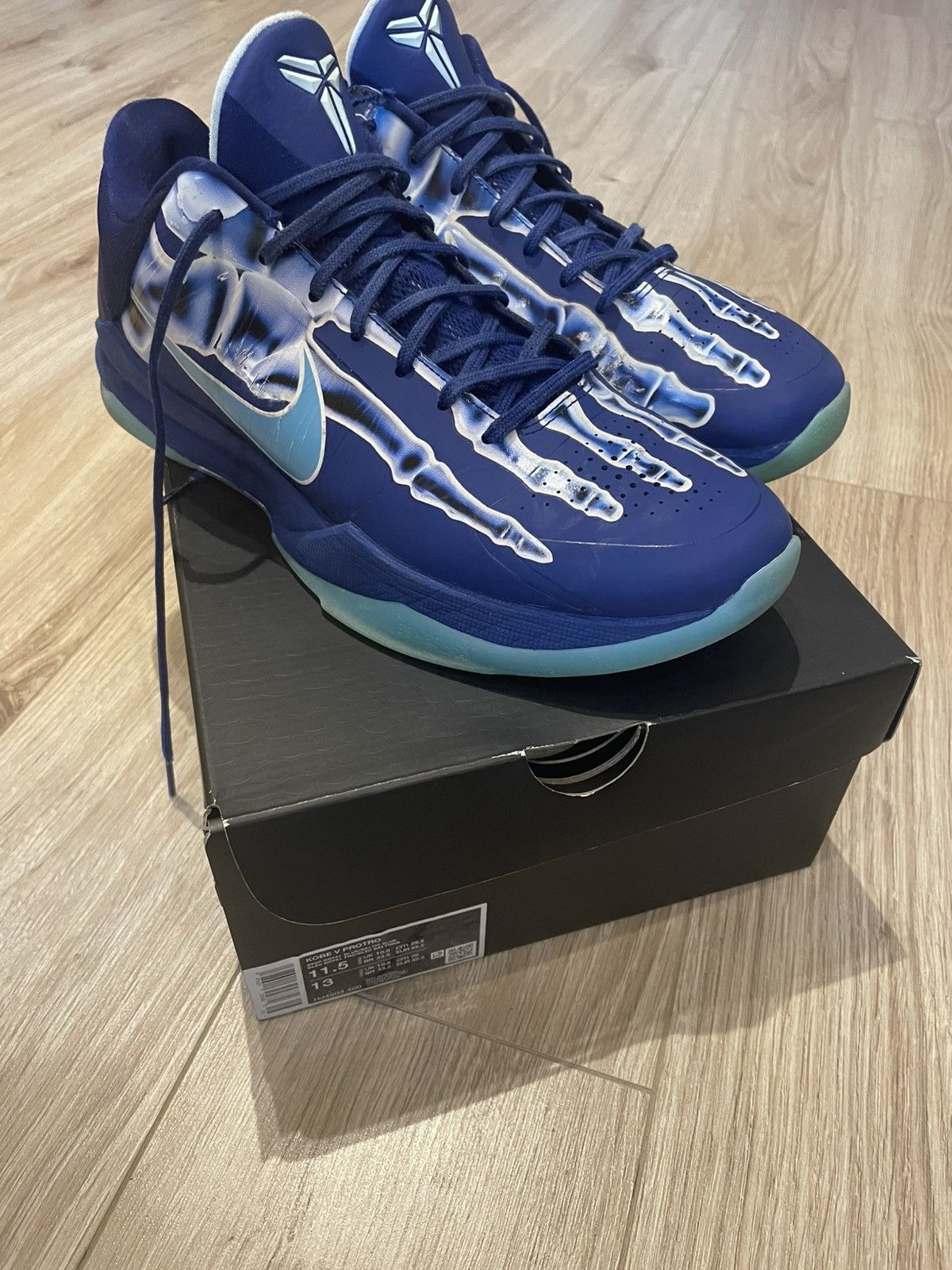 Nike Nike kobe v x-ray Size US 12 / EU 45 - 1 Thumbnail