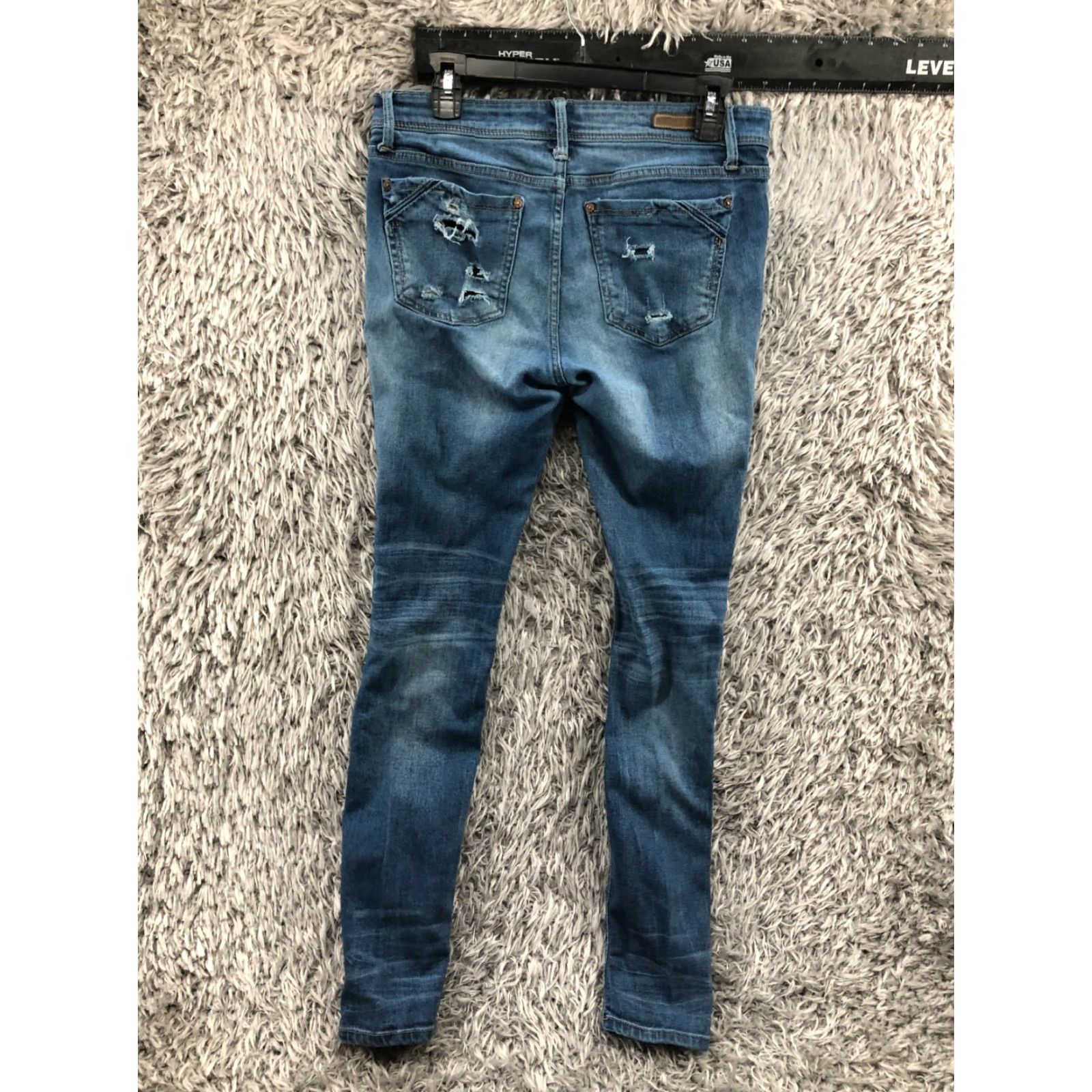Buckle Black VINTAGE Buckle Black Fit No. 53 Skinny Jeans Womens Medium Blue 27x32 Regular Waist 30in 5-Pocket Denim Jeans Womens Jeans Distressed No Pattern Solid Size 27" / US 4 / IT 40 - 7 Thumbnail