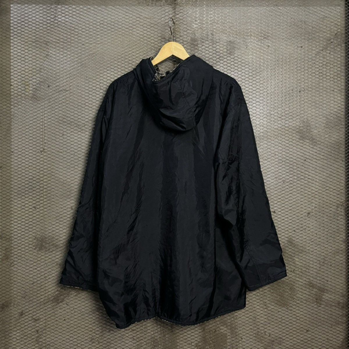 Fendi Vintage Fendi Zucca Motion Monogram Span Reversible Jacket Size US M / EU 48-50 / 2 - 11 Thumbnail