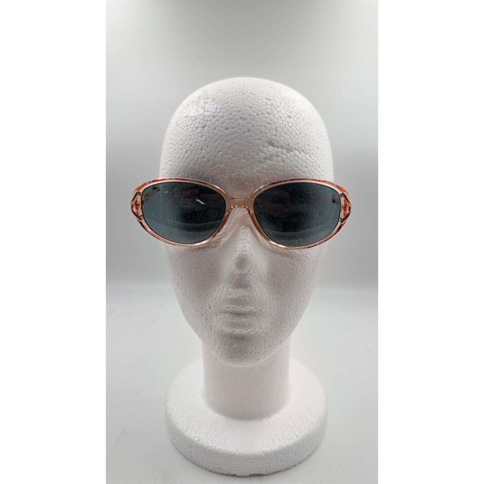 Gloria Vanderbilt Vintage Gloria Vanderbilt Zyloware Sunglasses Frame Beige Size ONE SIZE - 1 Thumbnail