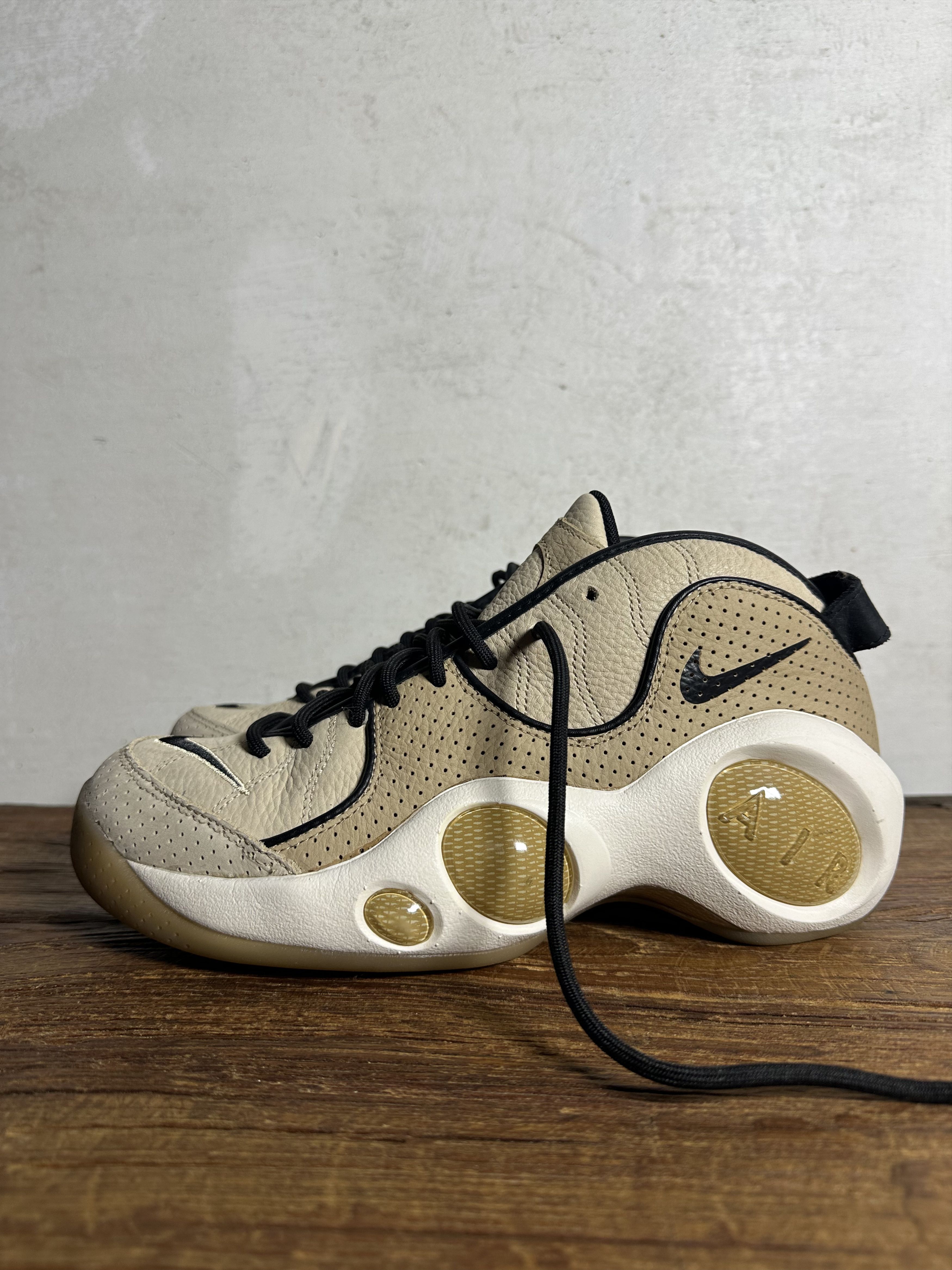 Nike Nike Air Zoom Flight 95 Beige Size US 7 / EU 40 - 1 Thumbnail