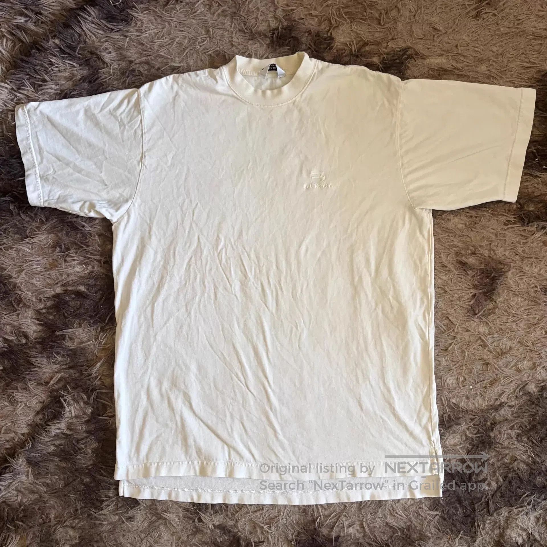 Balenciaga White Short-Sleeve Graphic T-Shirt. Size US M / EU 48-50 / 2 - 2 Thumbnail