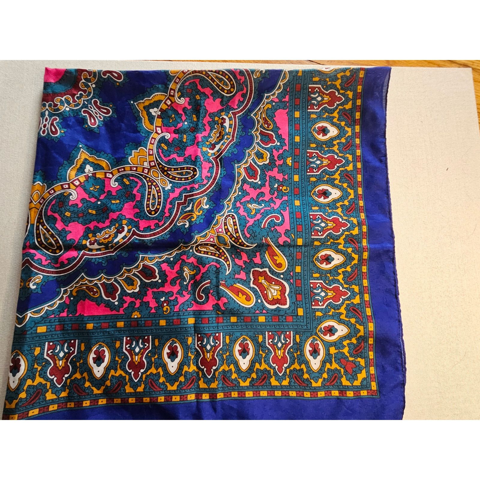 Other Beautiful Vintage Italian Scarf Size ONE SIZE - 3 Thumbnail